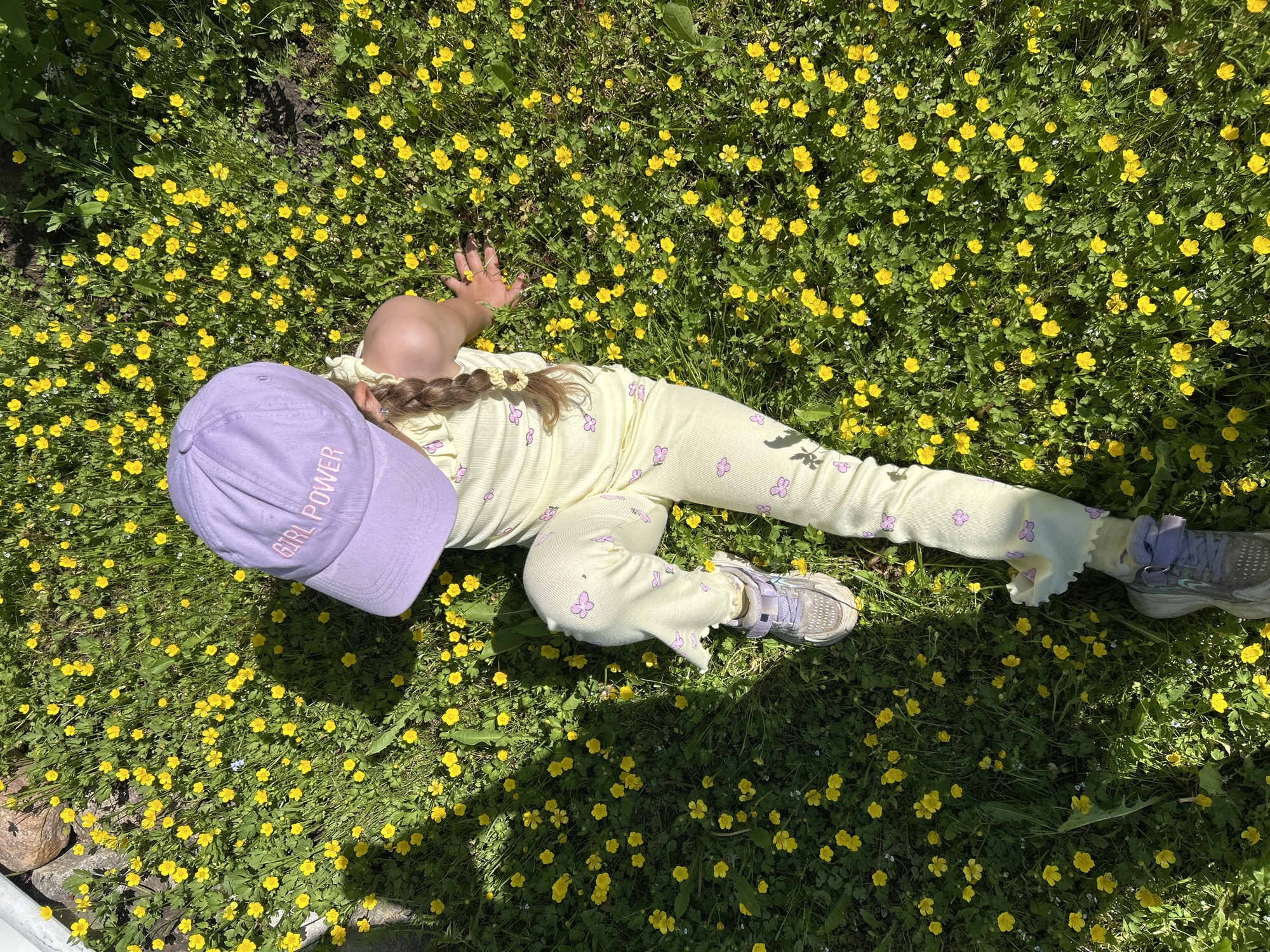 Morning outdoor moments captured in Klin, Russia