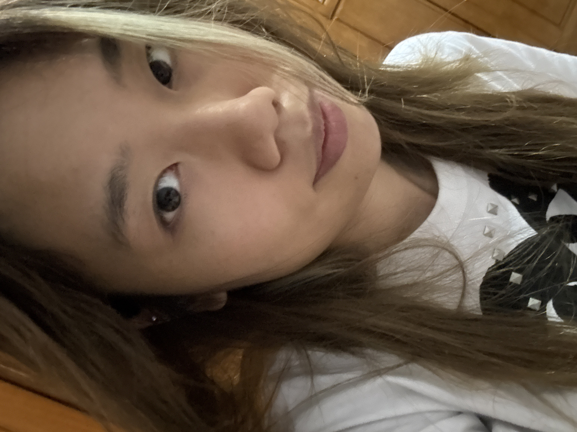 Lazy afternoon at home with selfies and a sleepy kid