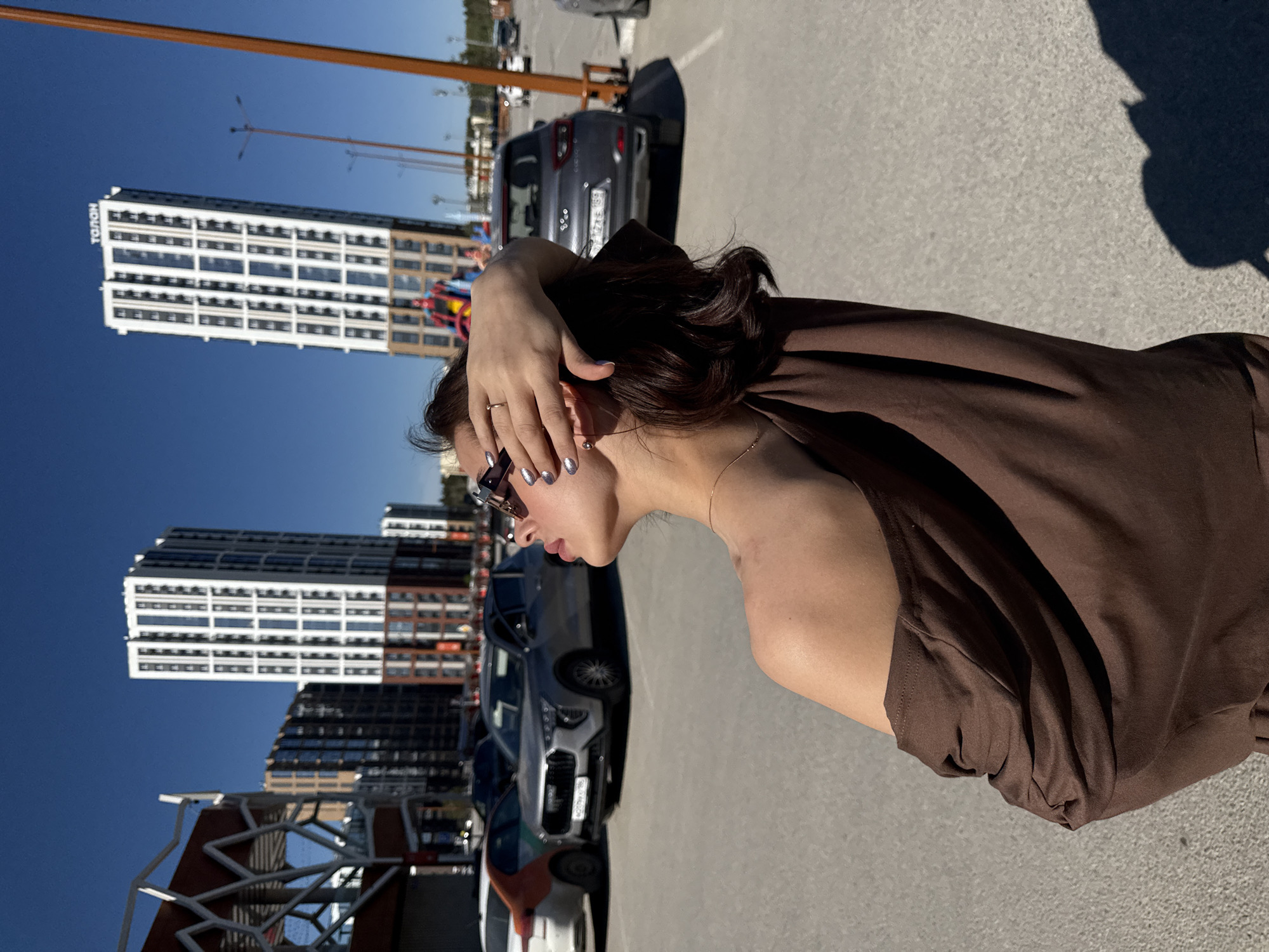 Woman's casual afternoon outing documented in Perm, Russia