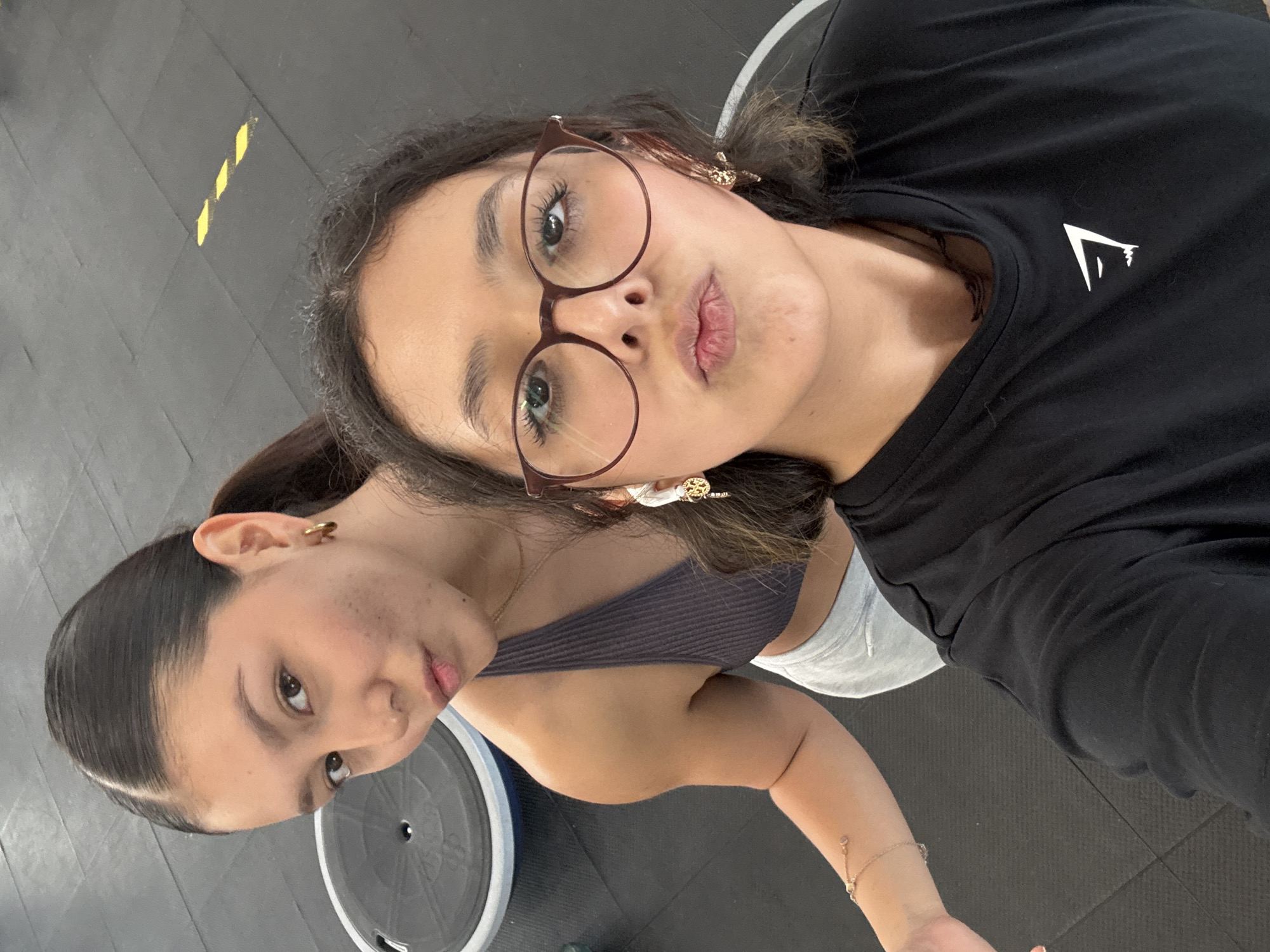 Women take playful gym selfies in San Andrés Cholula
