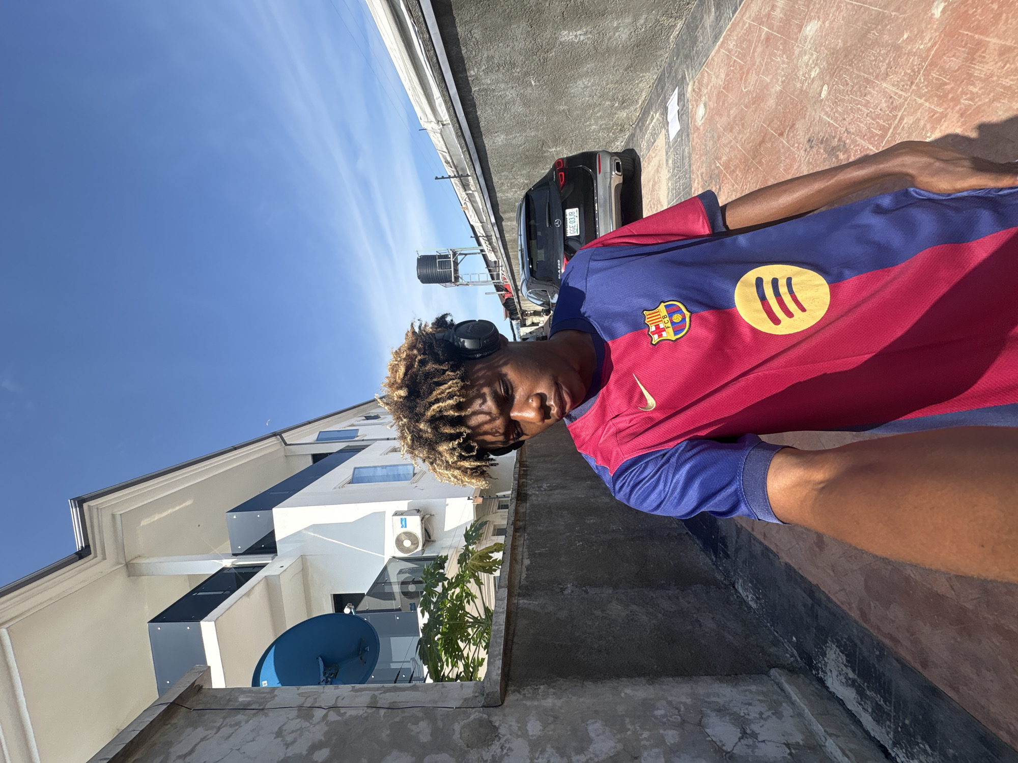Outdoor photos captured in Igboefon, Nigeria under clear skies