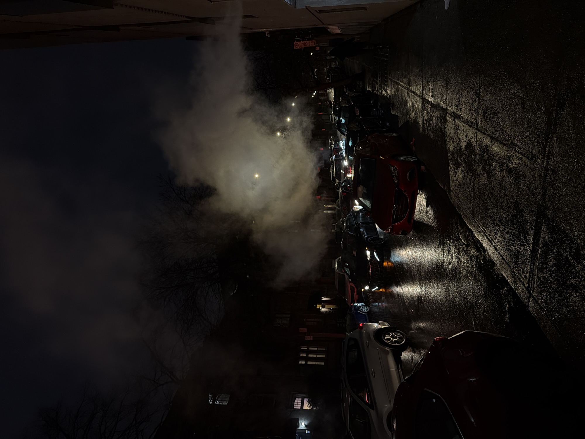 Foggy Montreal night scenes captured by independent witnesses