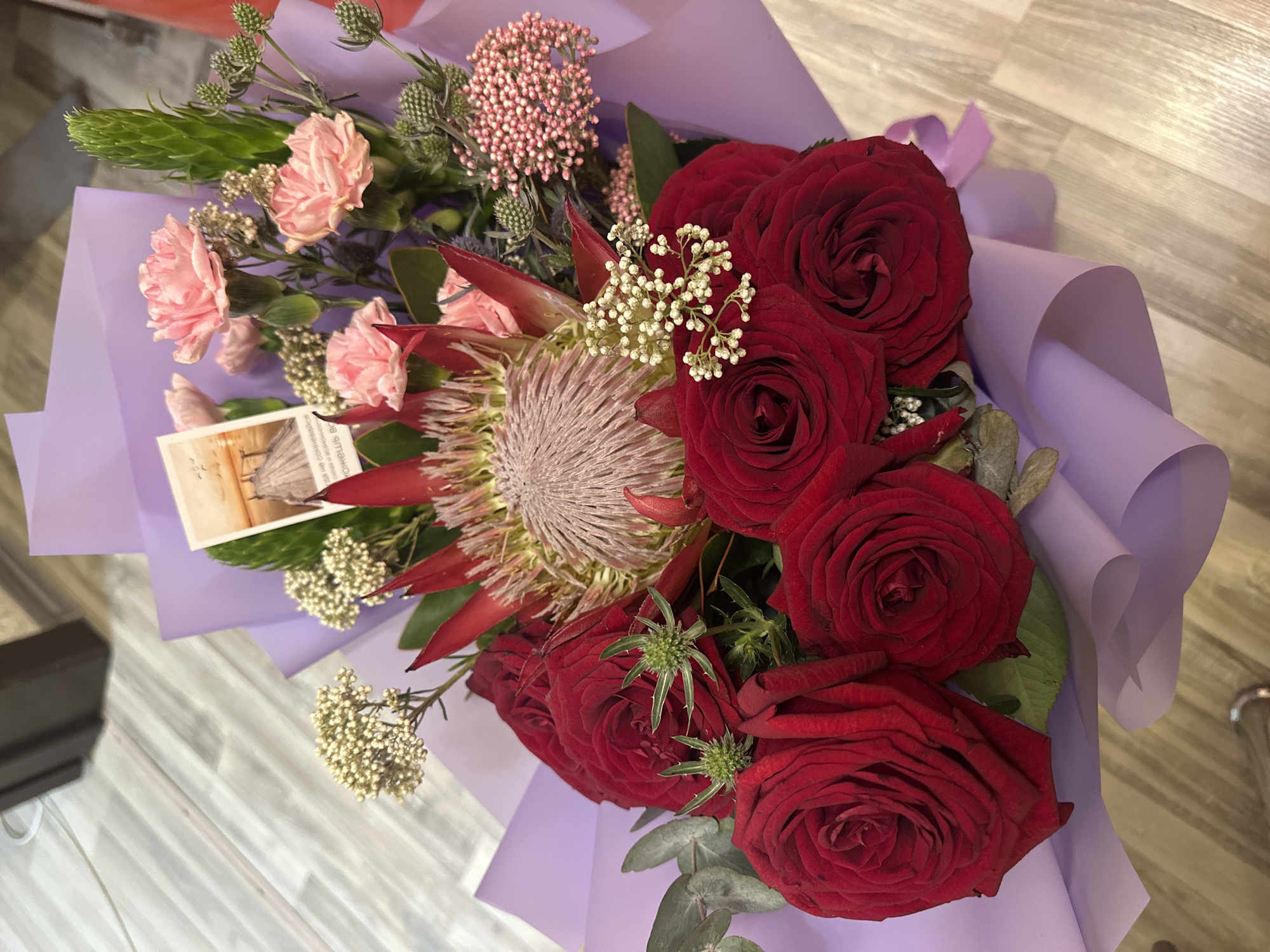 Flower arrangements documented in Shchyolkovo during evening hours