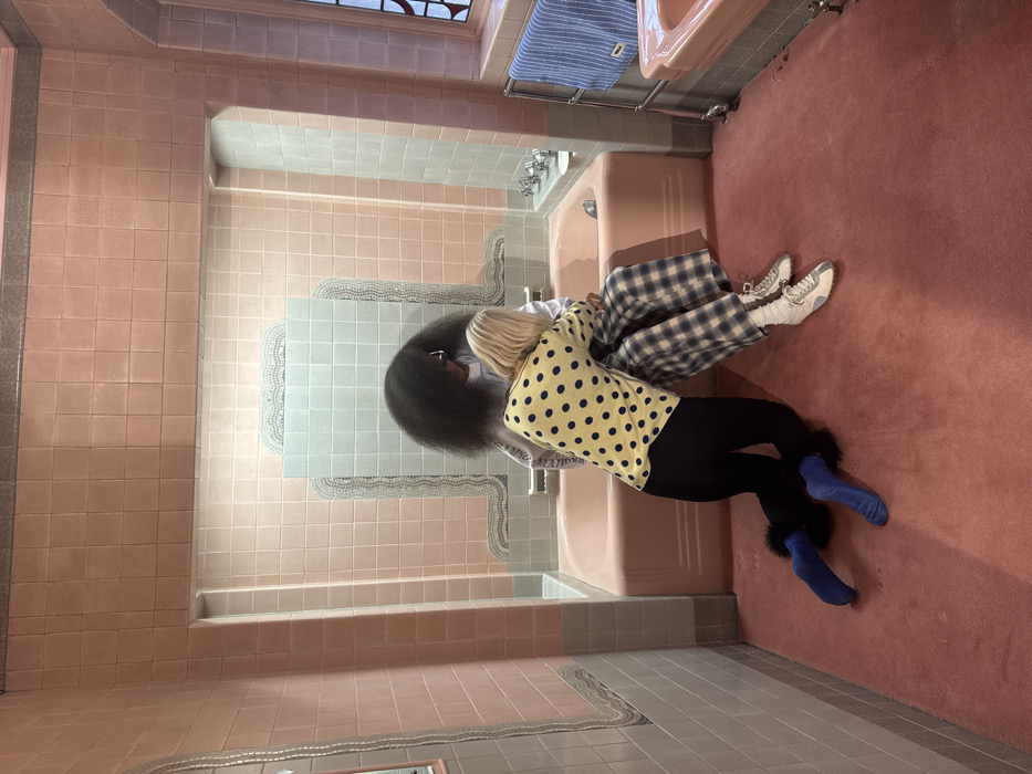 London photoshoot session captures styling and portrait work