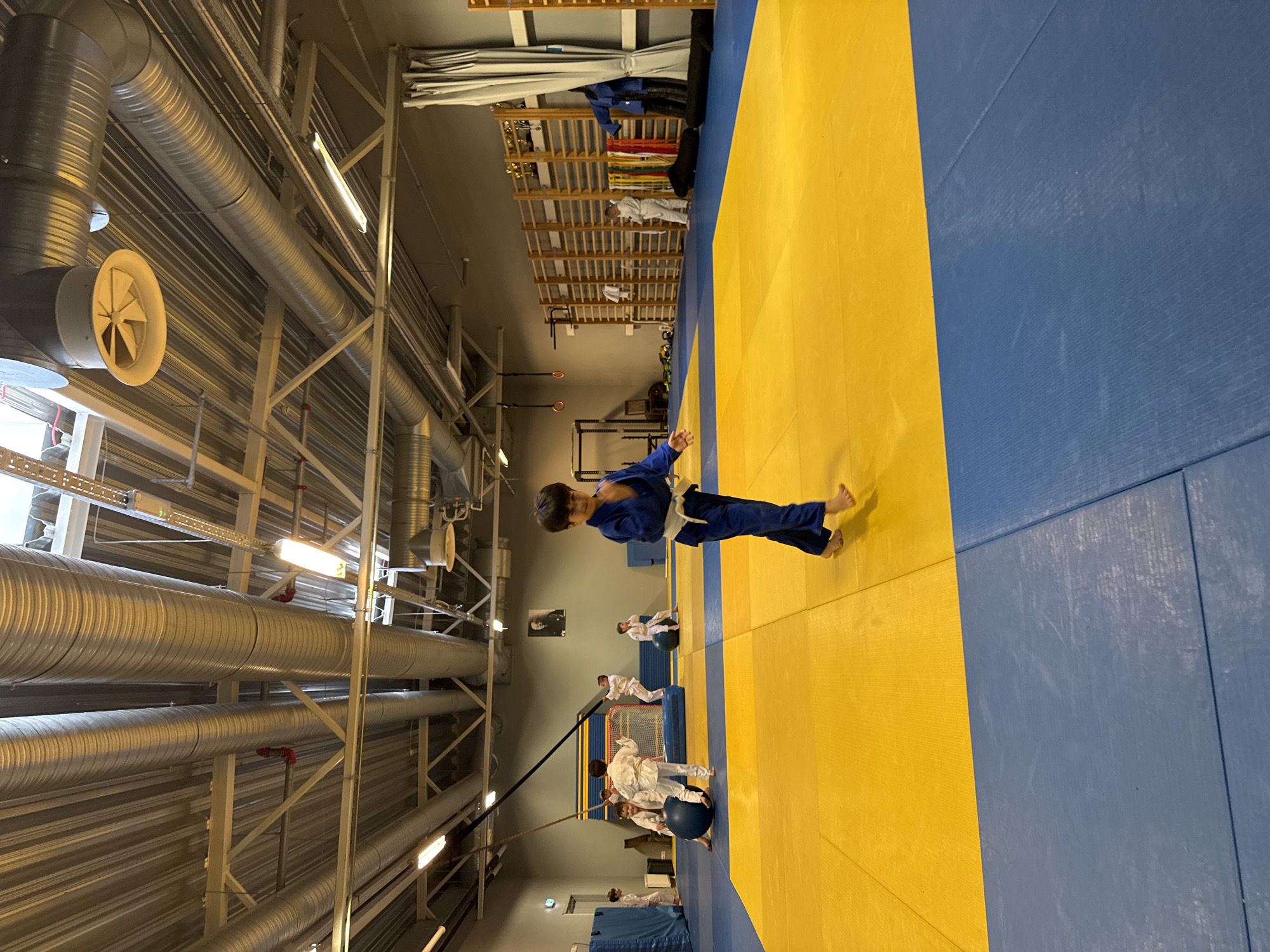 Kids' judo class on the mats in Tallinn