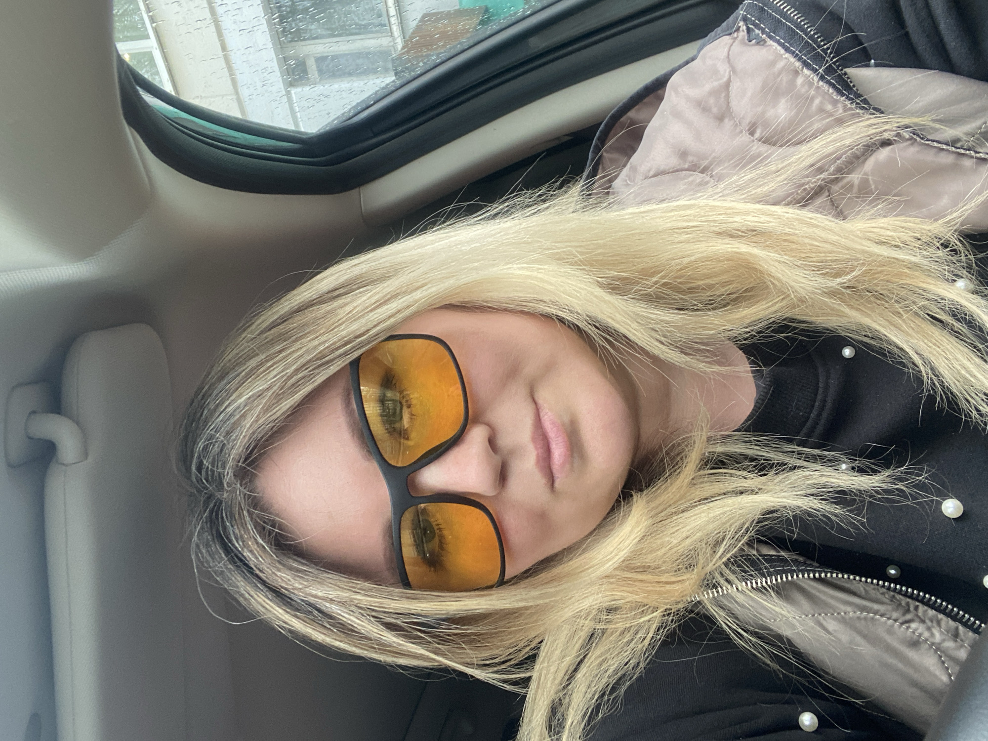 Woman documented in multiple Chaikovsky locations during morning hours