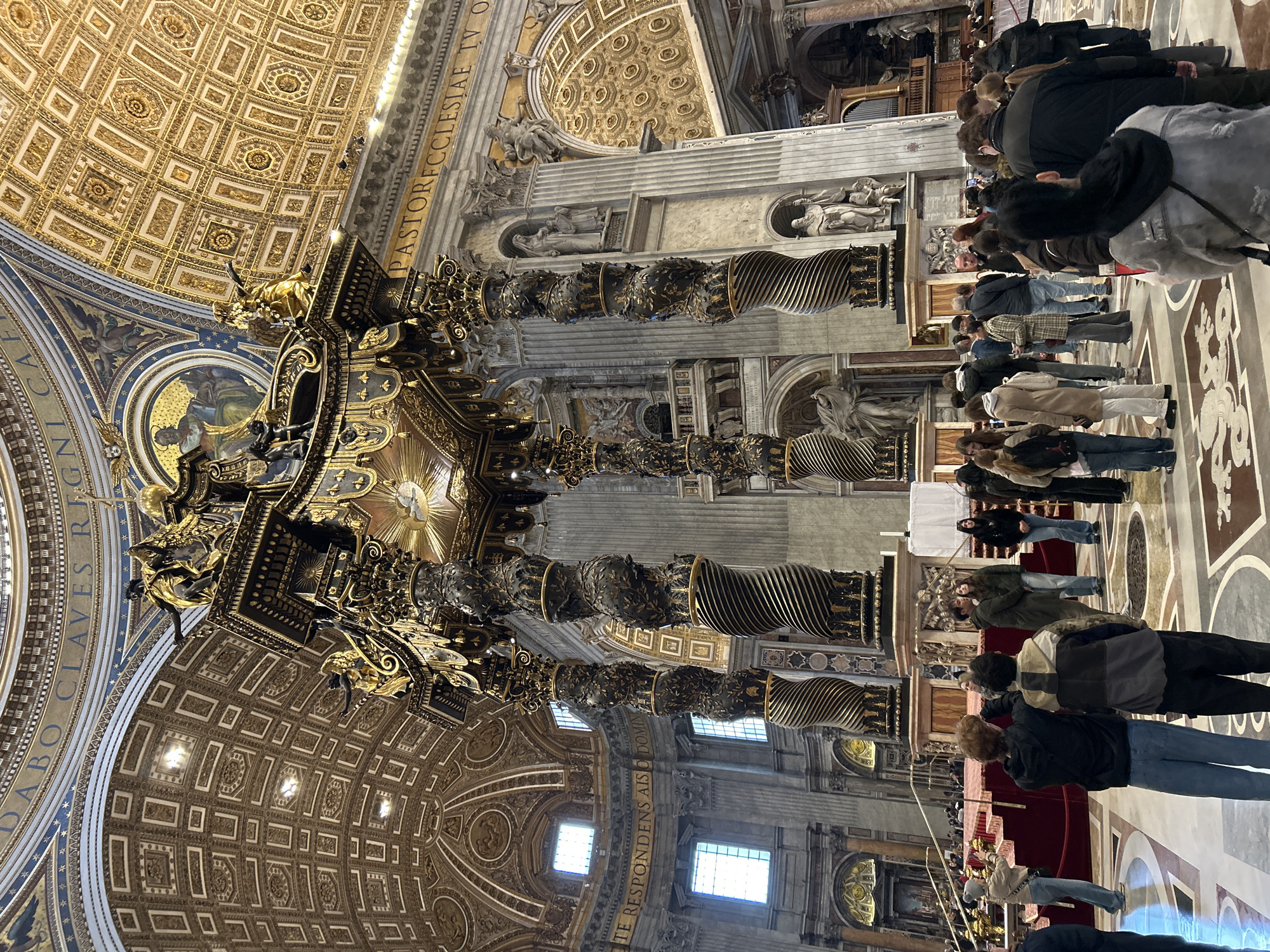 Evening tourism at St. Peter's Basilica and Roman dining
