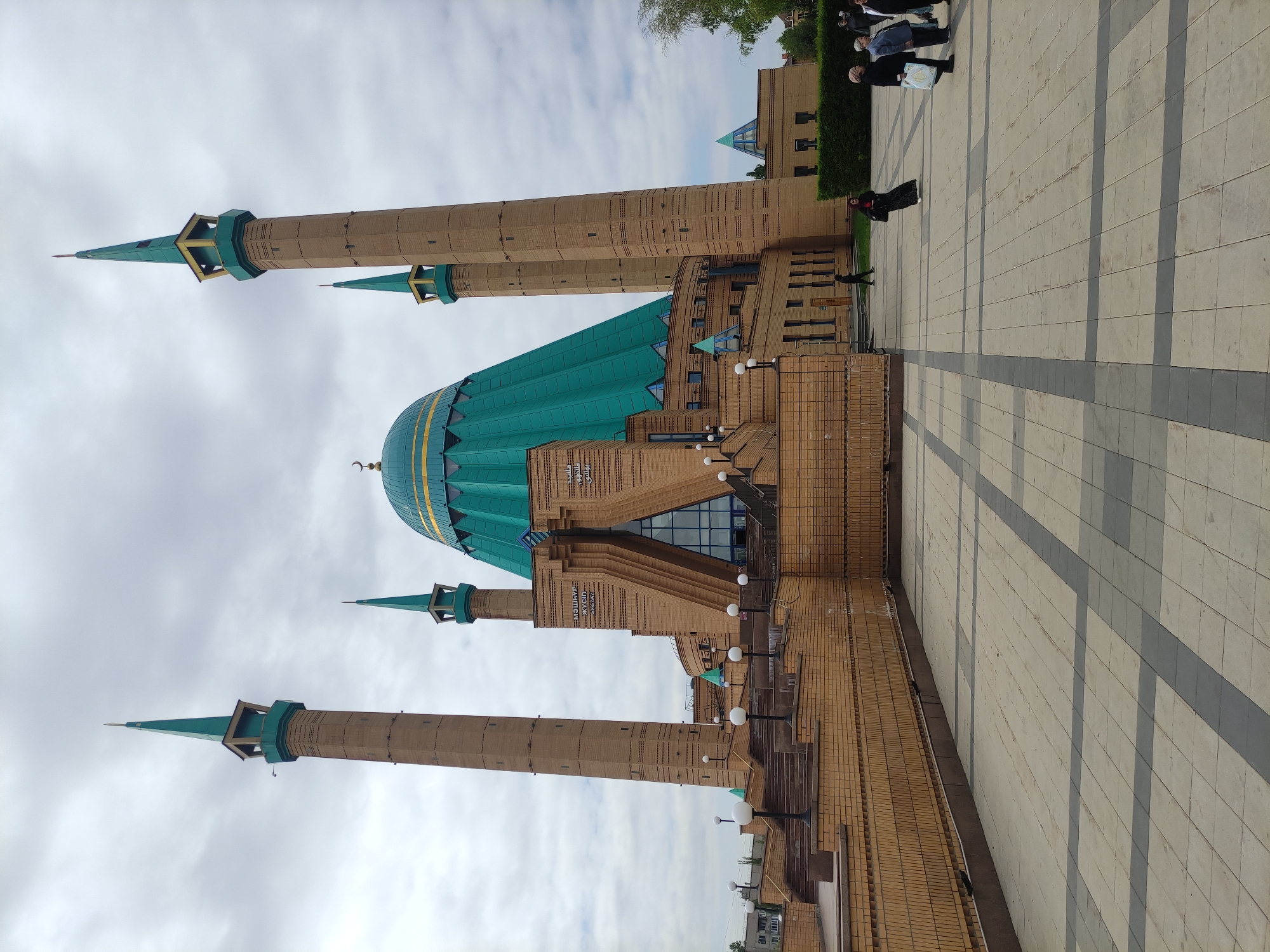 Morning documentation of Pavlodar mosque and surrounding urban areas