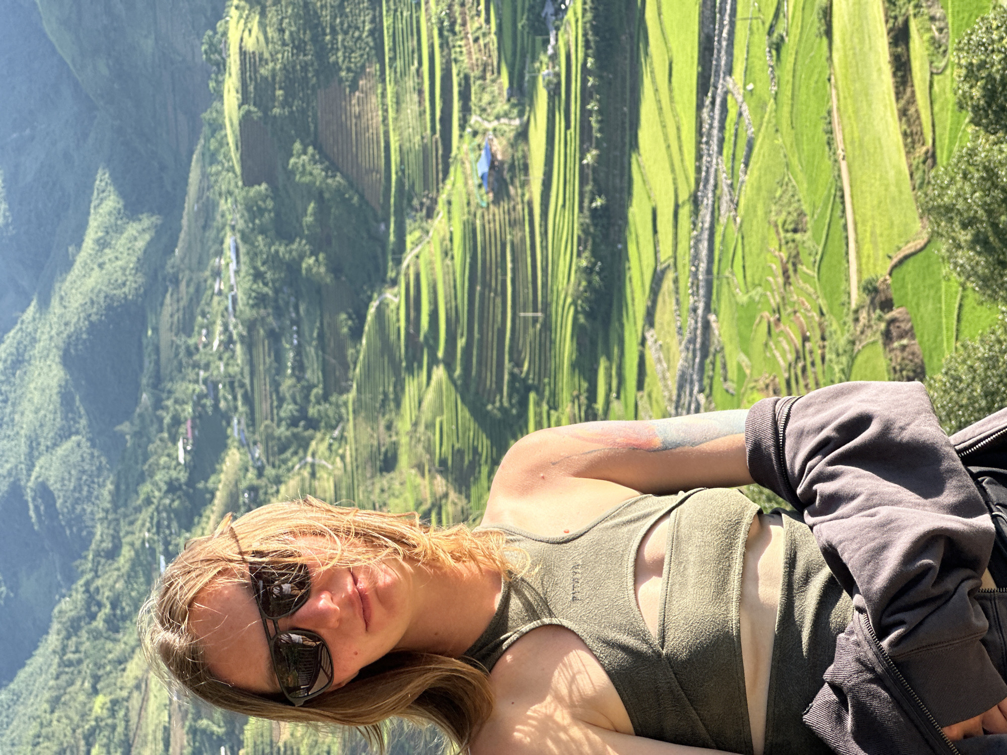 Tourist moments captured in Vietnam's Tú Lệ valley