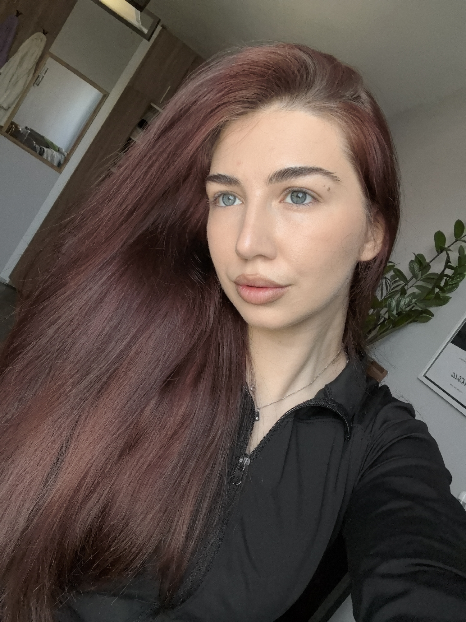 Woman takes selfies in bedroom in Stara Zagora