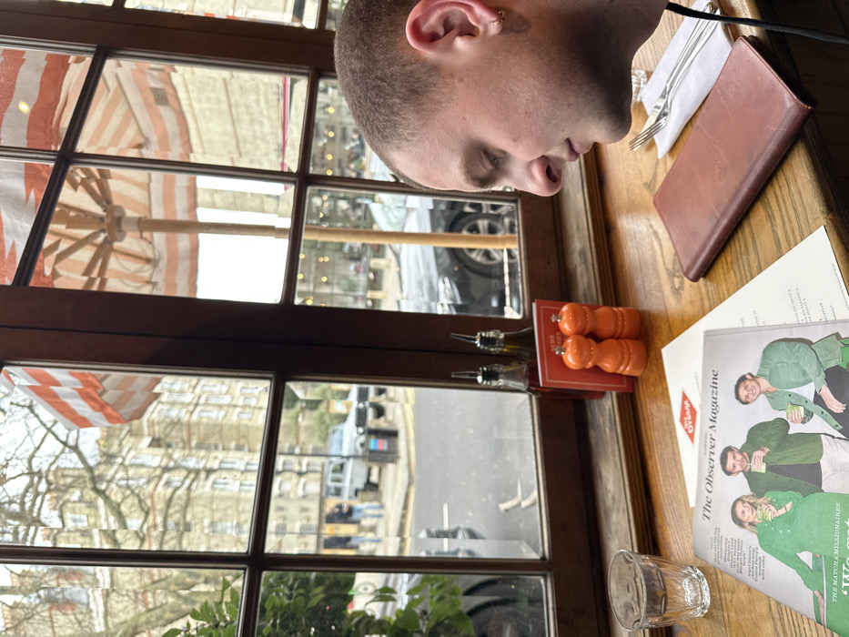Afternoon dining and street scenes documented in London's Pimlico