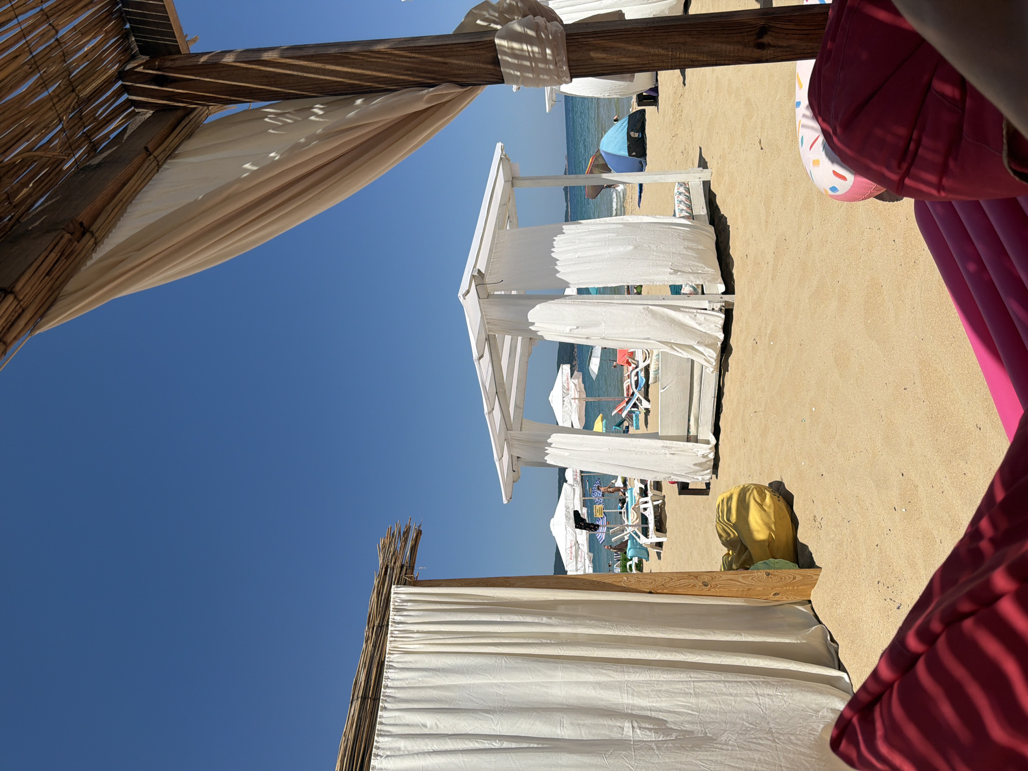 Lazy beach day in Primorsko — drinks, food, sea views