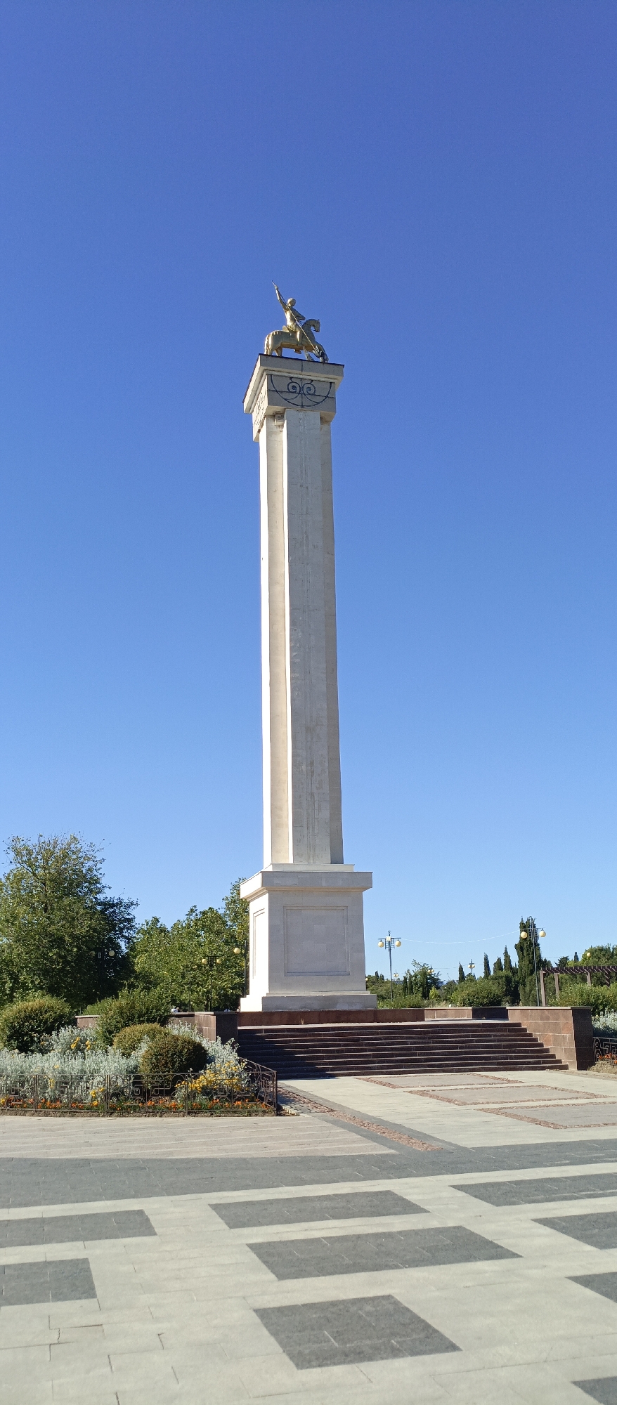 Afternoon tour of Sevastopol monuments and fountains