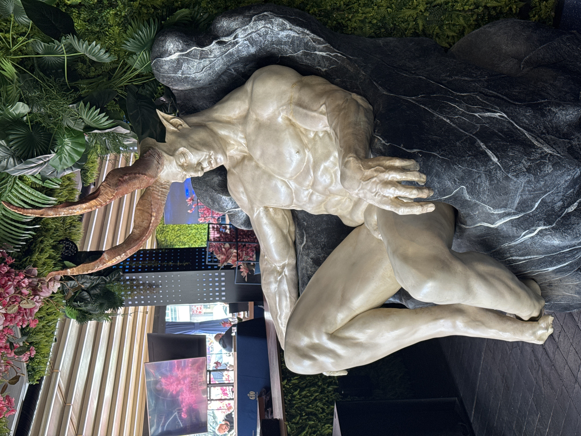 Lunch outing with food and sculpture sighting in Sofia