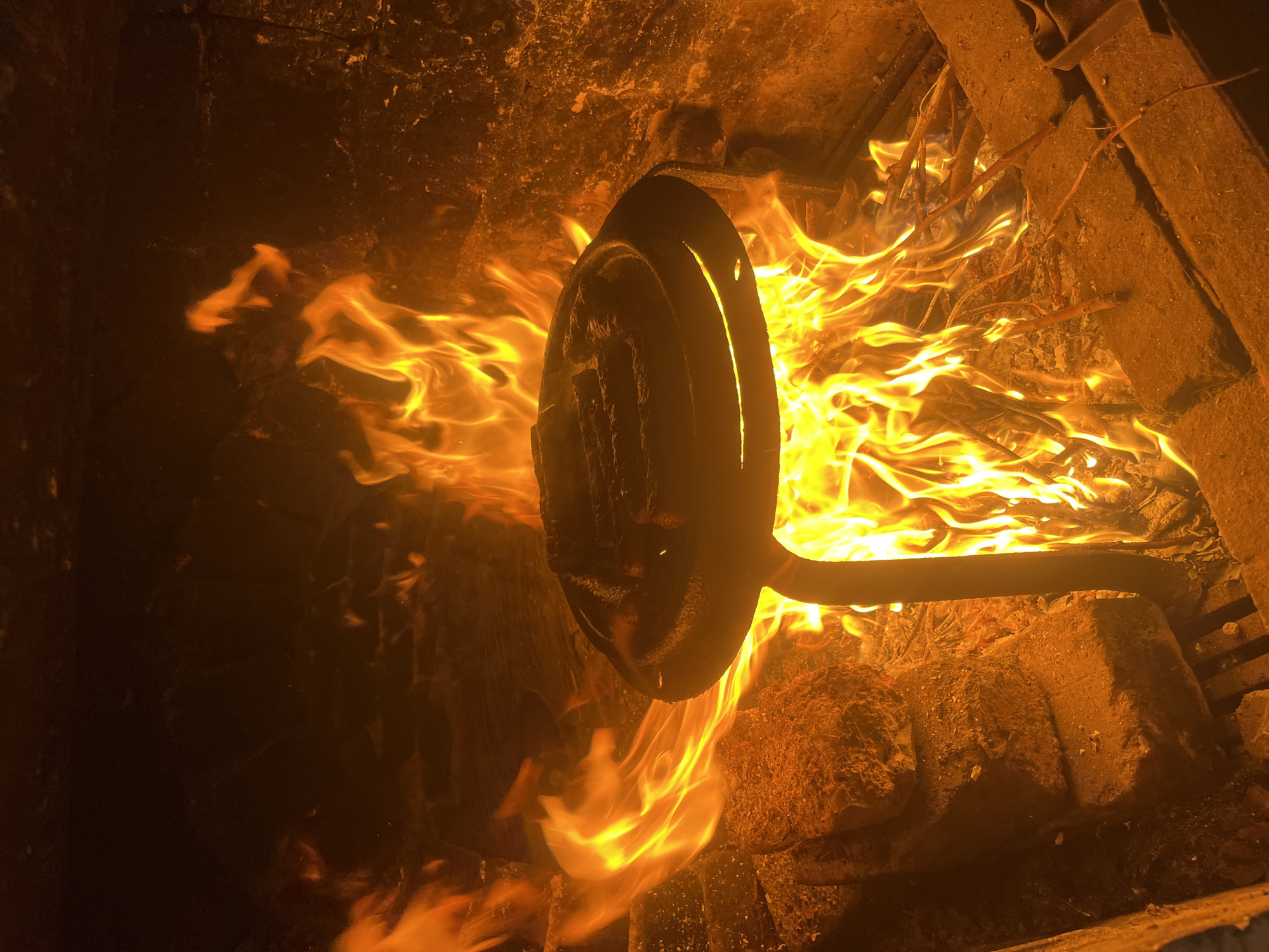Metal pan catches fire in Bulgarian fireplace