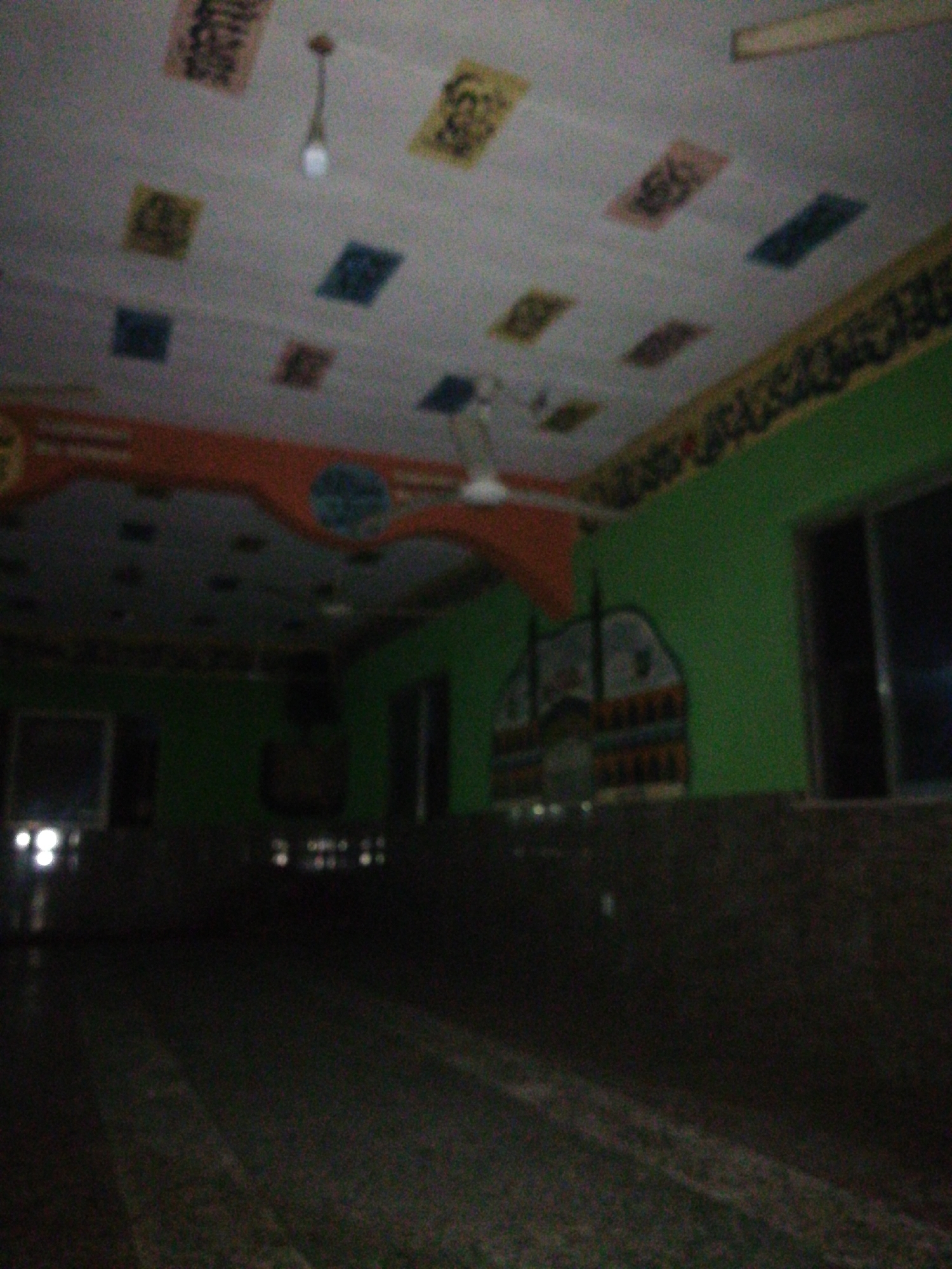 Indoor spaces documented over three-hour period by single witness