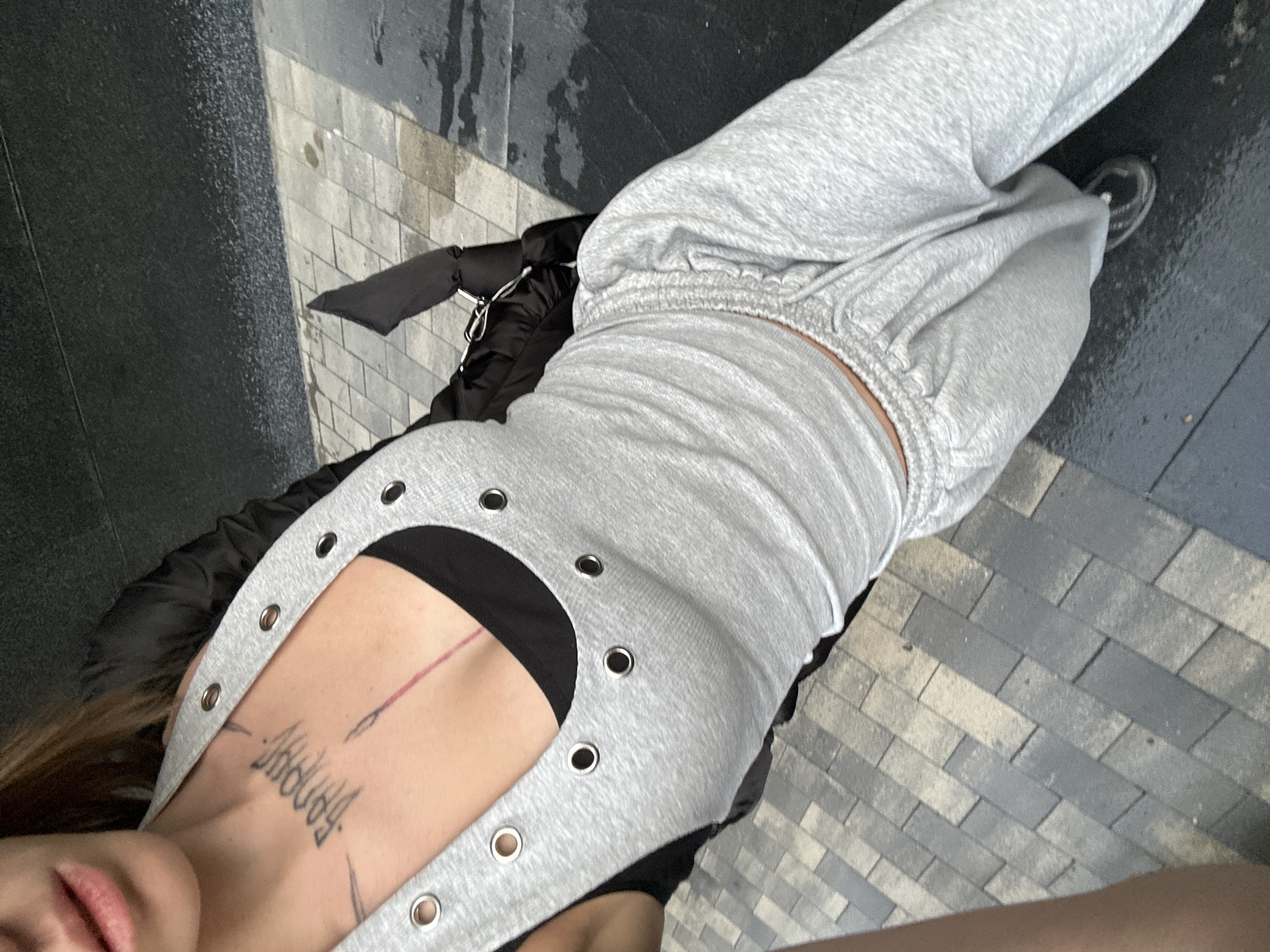 Gym workout and selfies at a Moscow fitness center