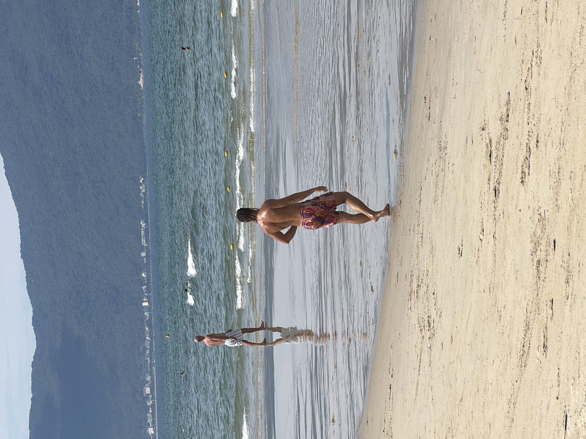 Early morning beach life and street scenes in Da Nang