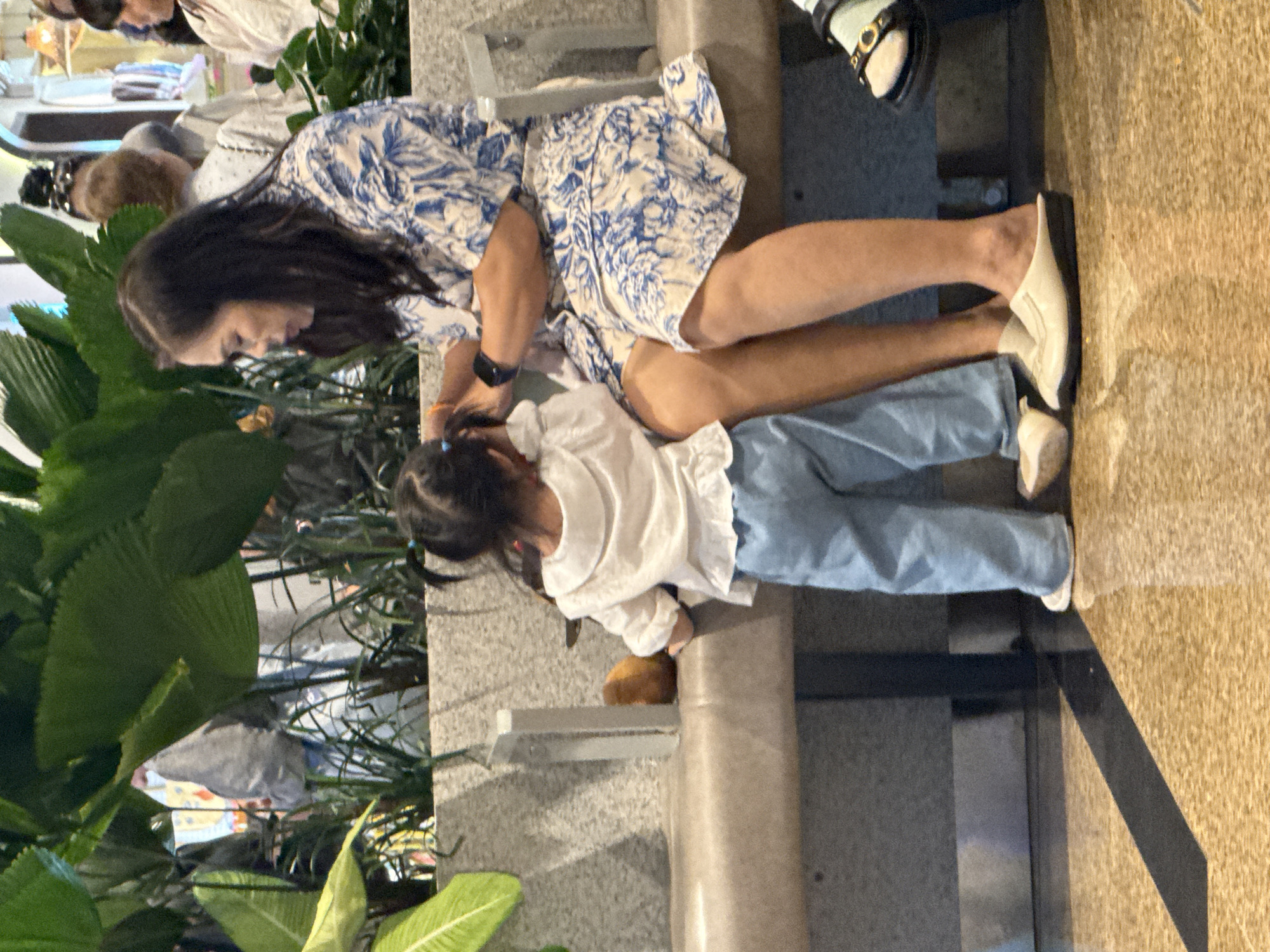 Morning layover scenes inside Cam Ranh International Airport