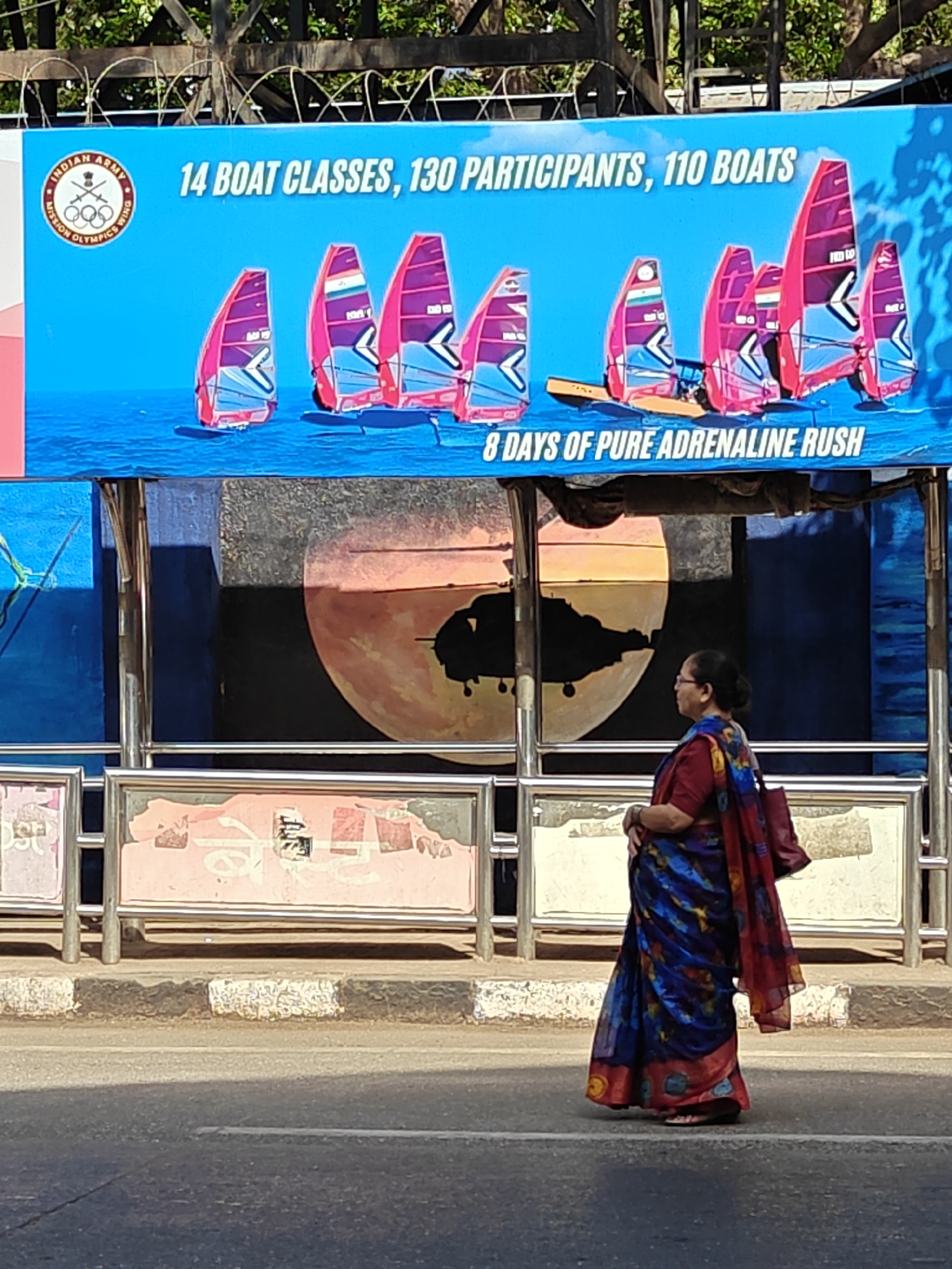 Daily Mumbai street life documented across city locations