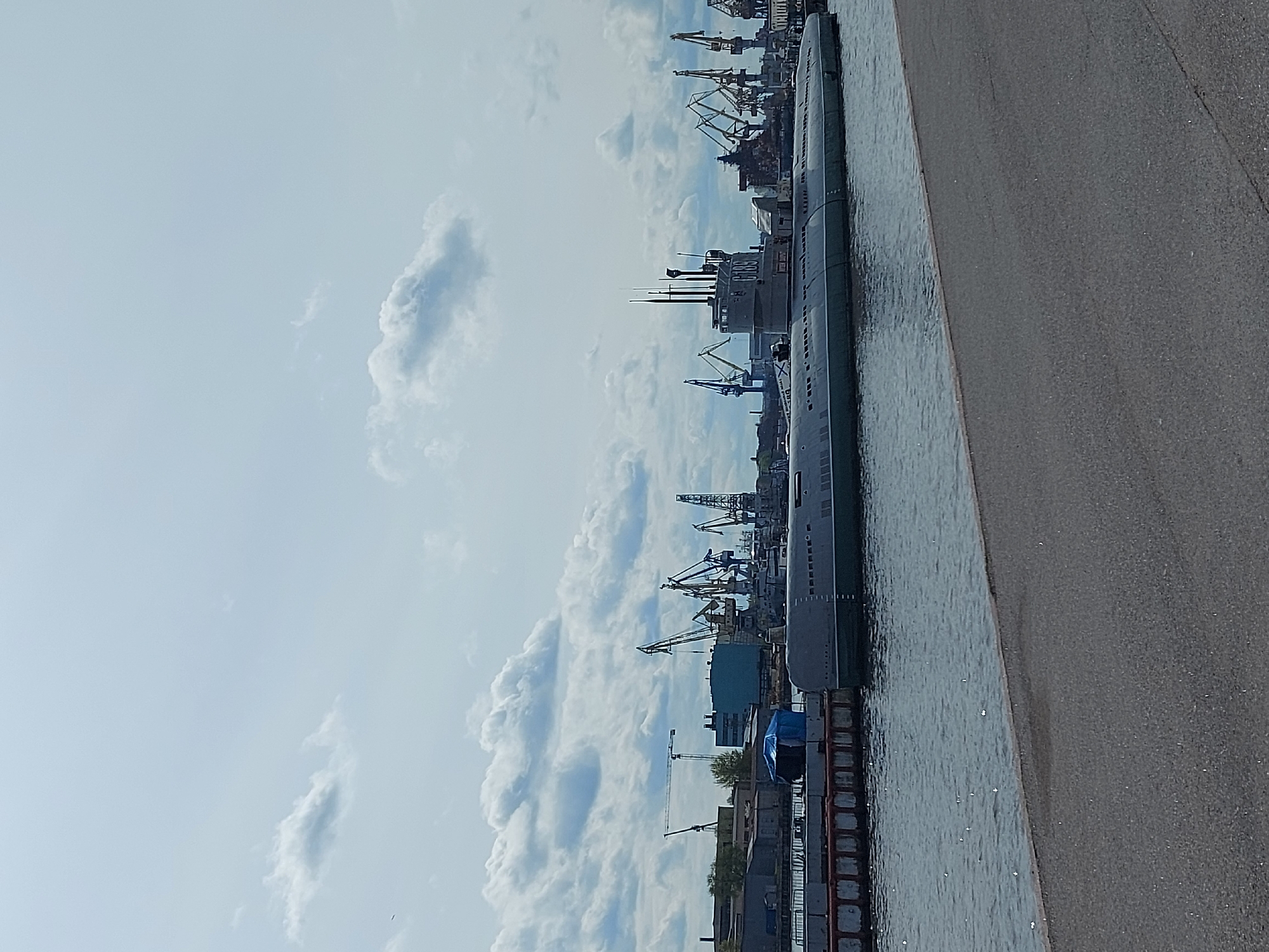 Morning waterfront scenes documented across Saint Petersburg's historic district