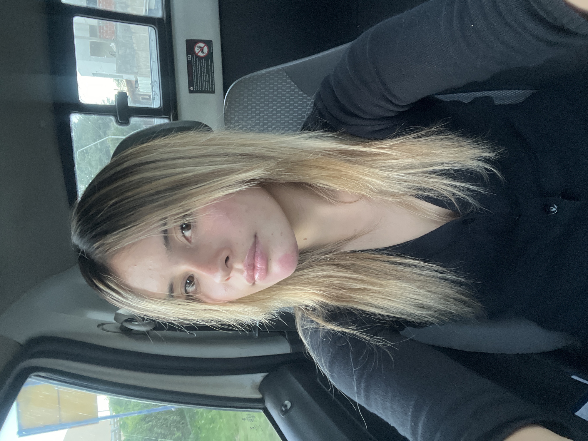 Woman observed in driver's seat in Sumalao, Argentina