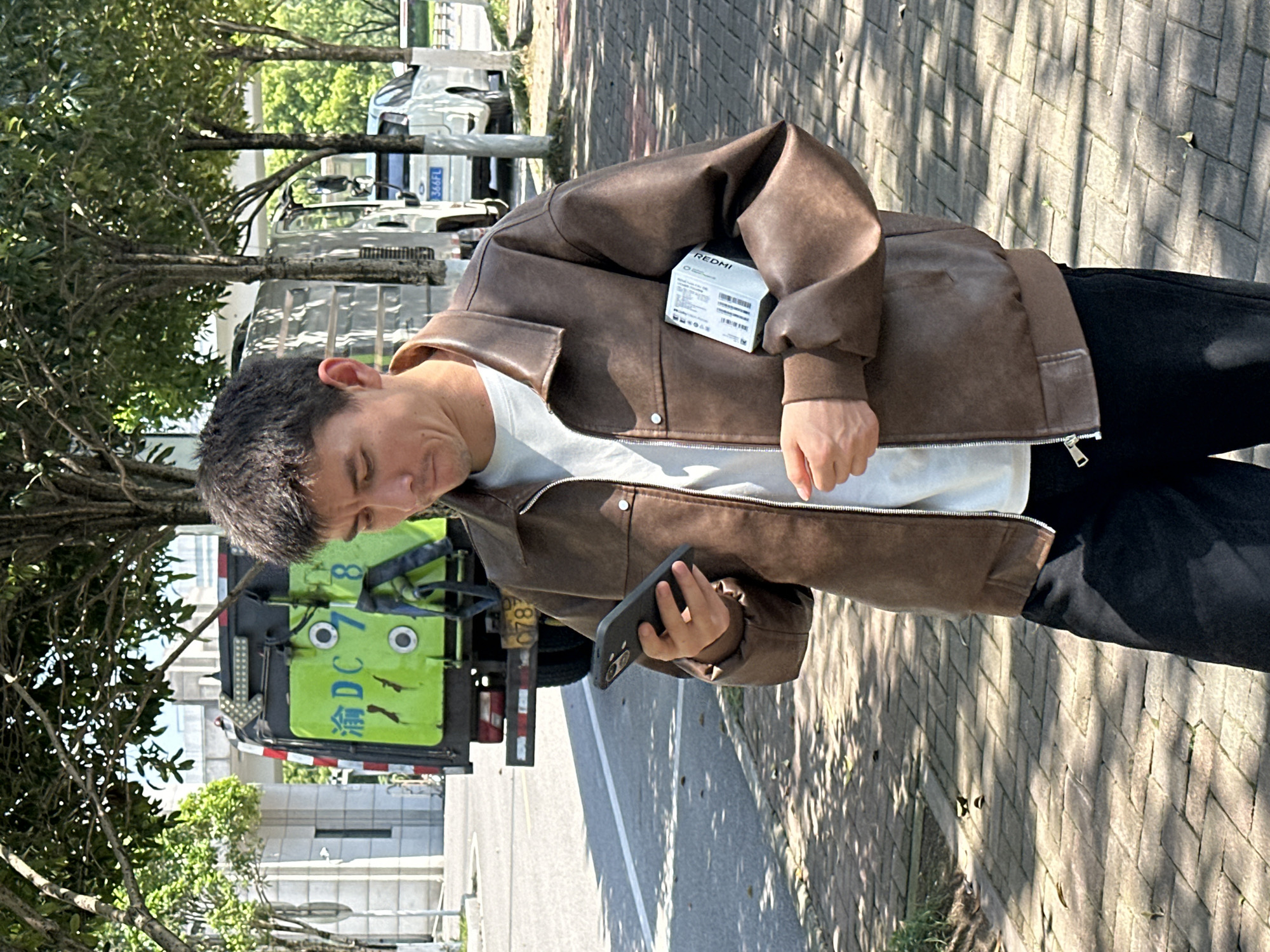 Early morning street life documented in Jiangjin, China
