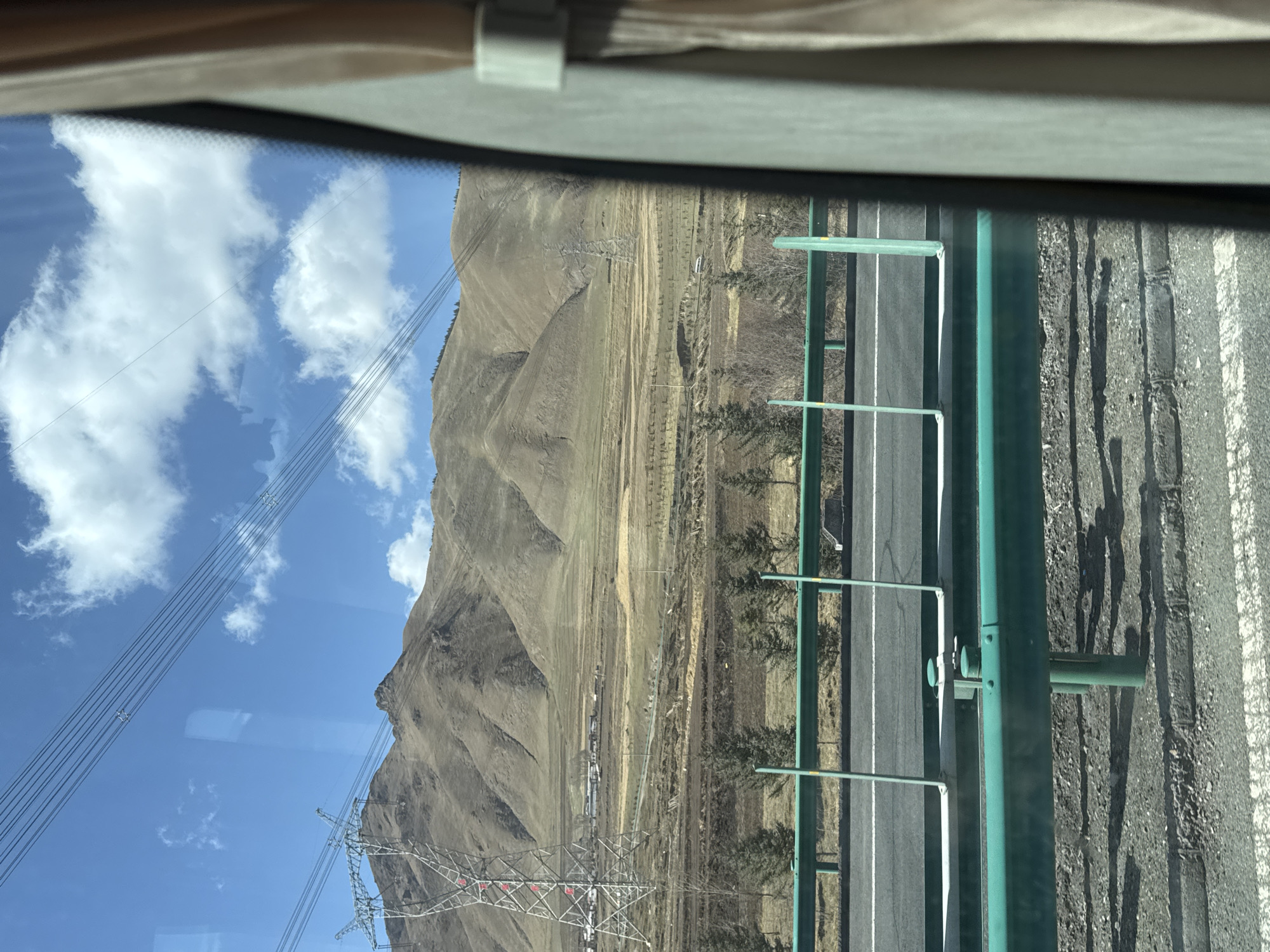 Morning highway travel through Wuwei countryside captured by witnesses