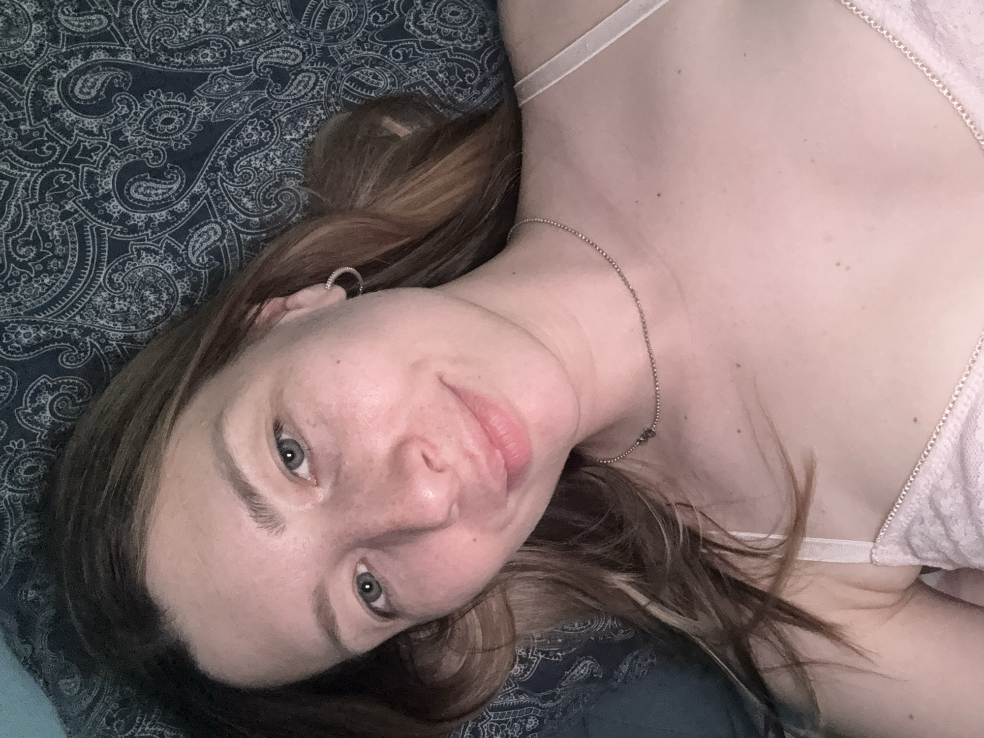 Woman documented in multiple Moscow locations during morning hours