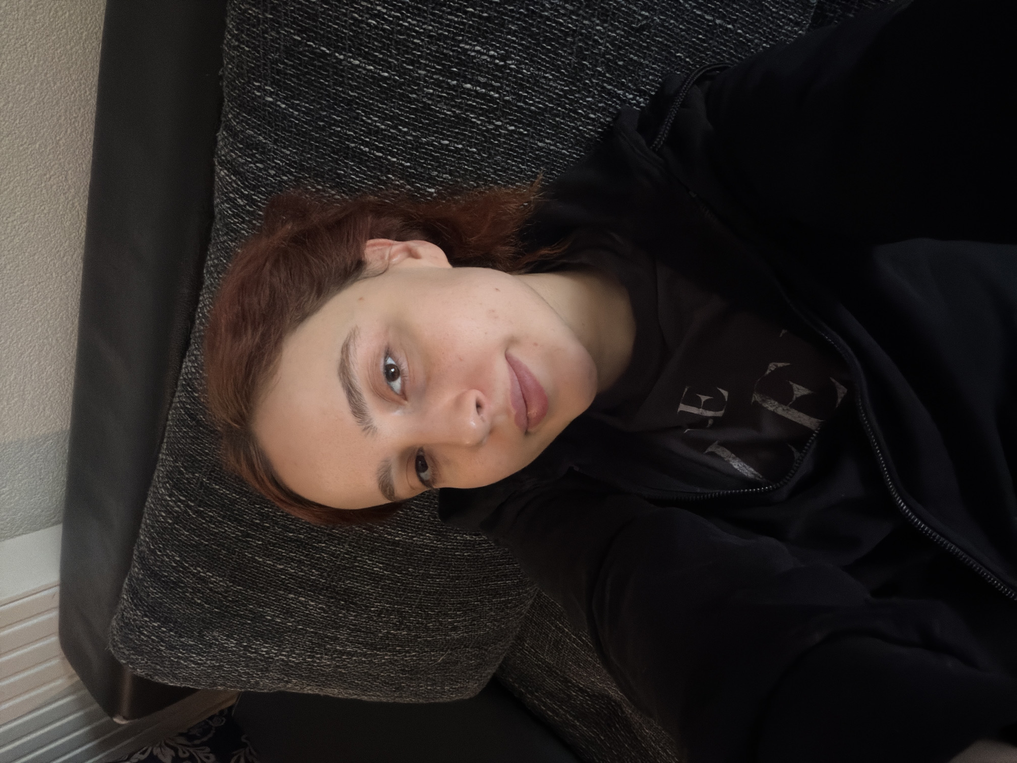 Woman documents morning routine in Strasbourg apartment