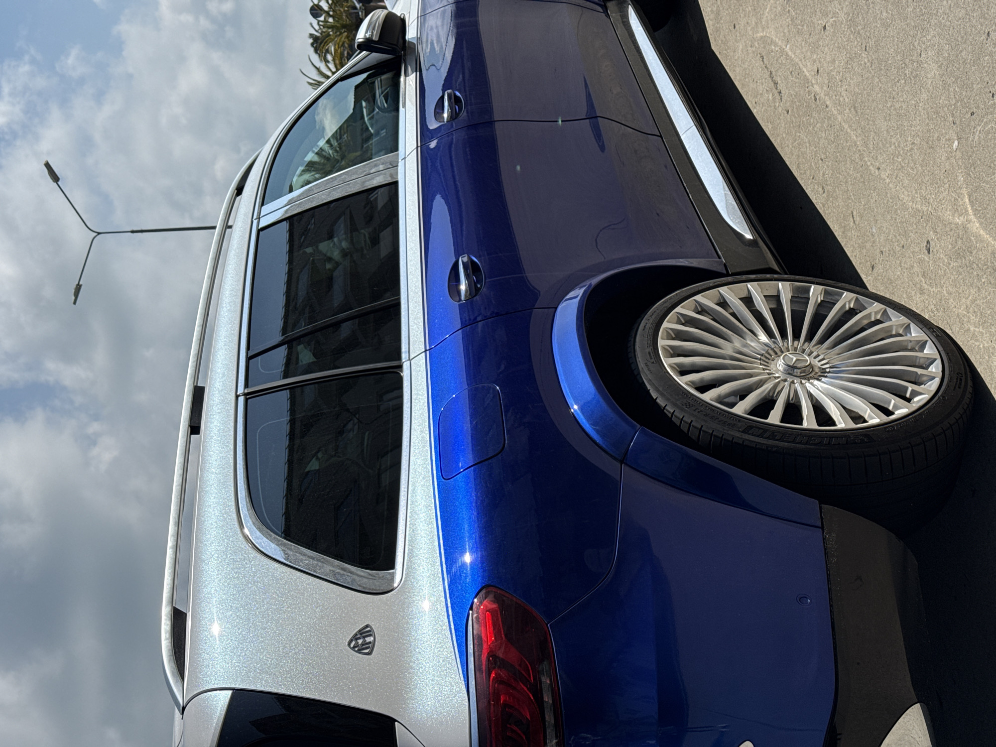 Luxury two-tone Maybach SUV spotted in coastal Sirius, Russia