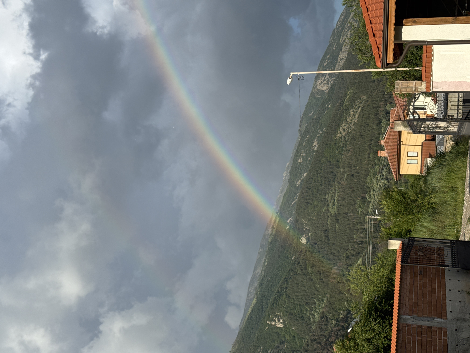 Rainbow sighting and crystal collecting documented in mountainous area