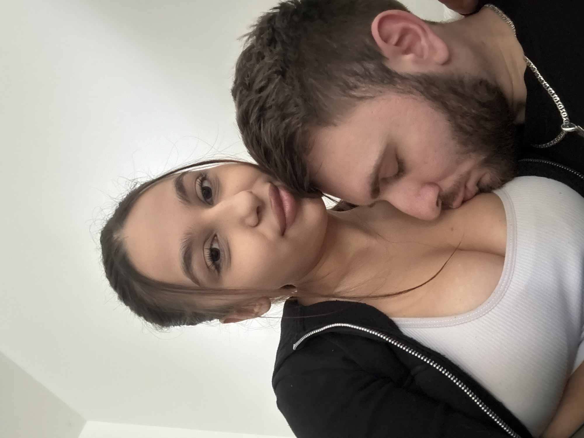 Private moment captured between couple in Mönchengladbach home