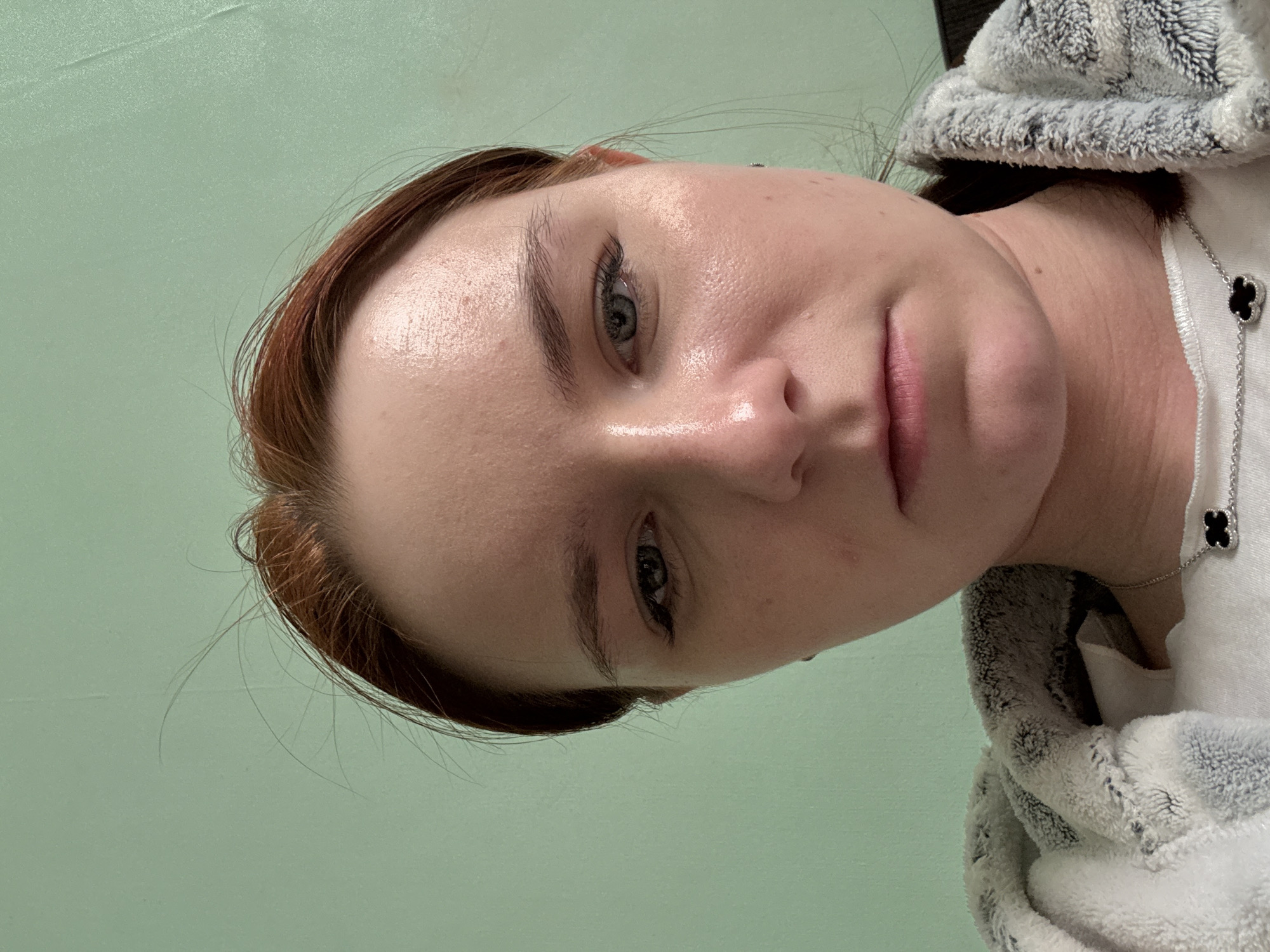 Woman documents afternoon food shopping and selfies in Saint Petersburg