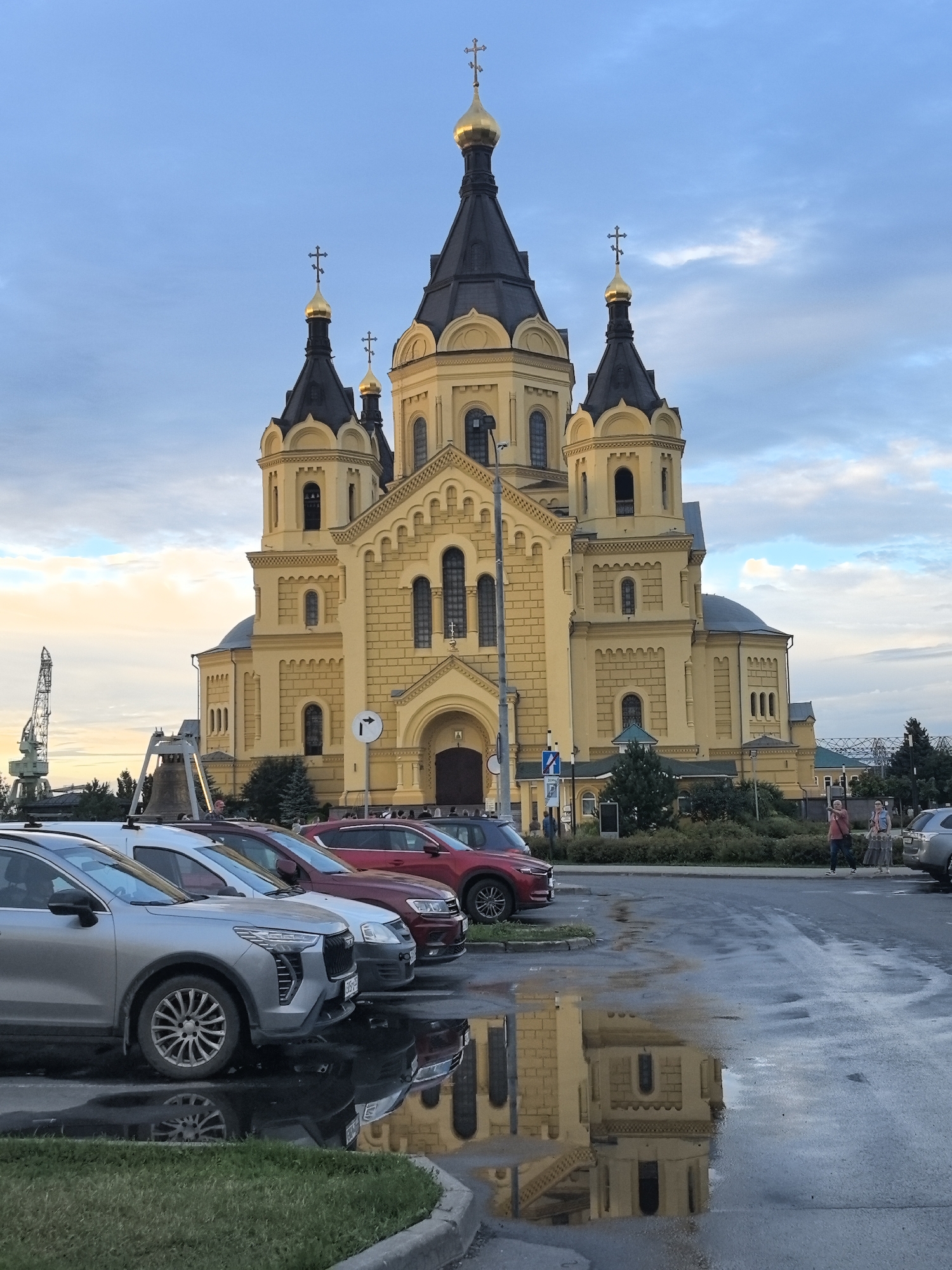 Nizhny Novgorod waterfront and cathedral on a July afternoon