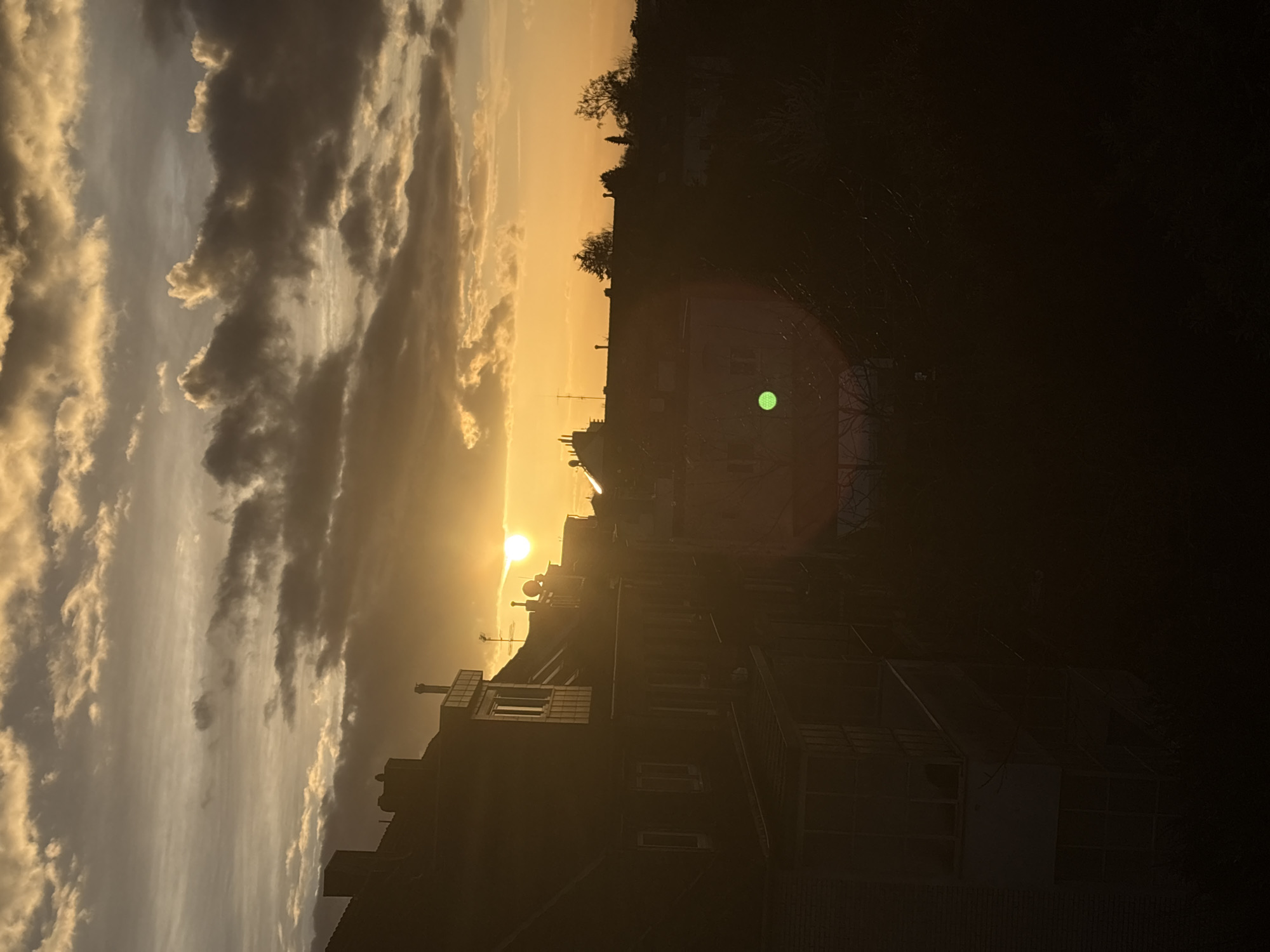 Evening scenes captured across residential Mönchengladbach neighborhoods