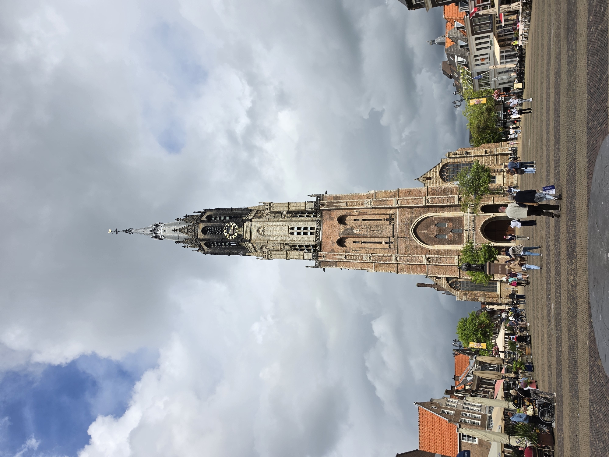 Afternoon stroll around Delft's Markt square and its landmarks