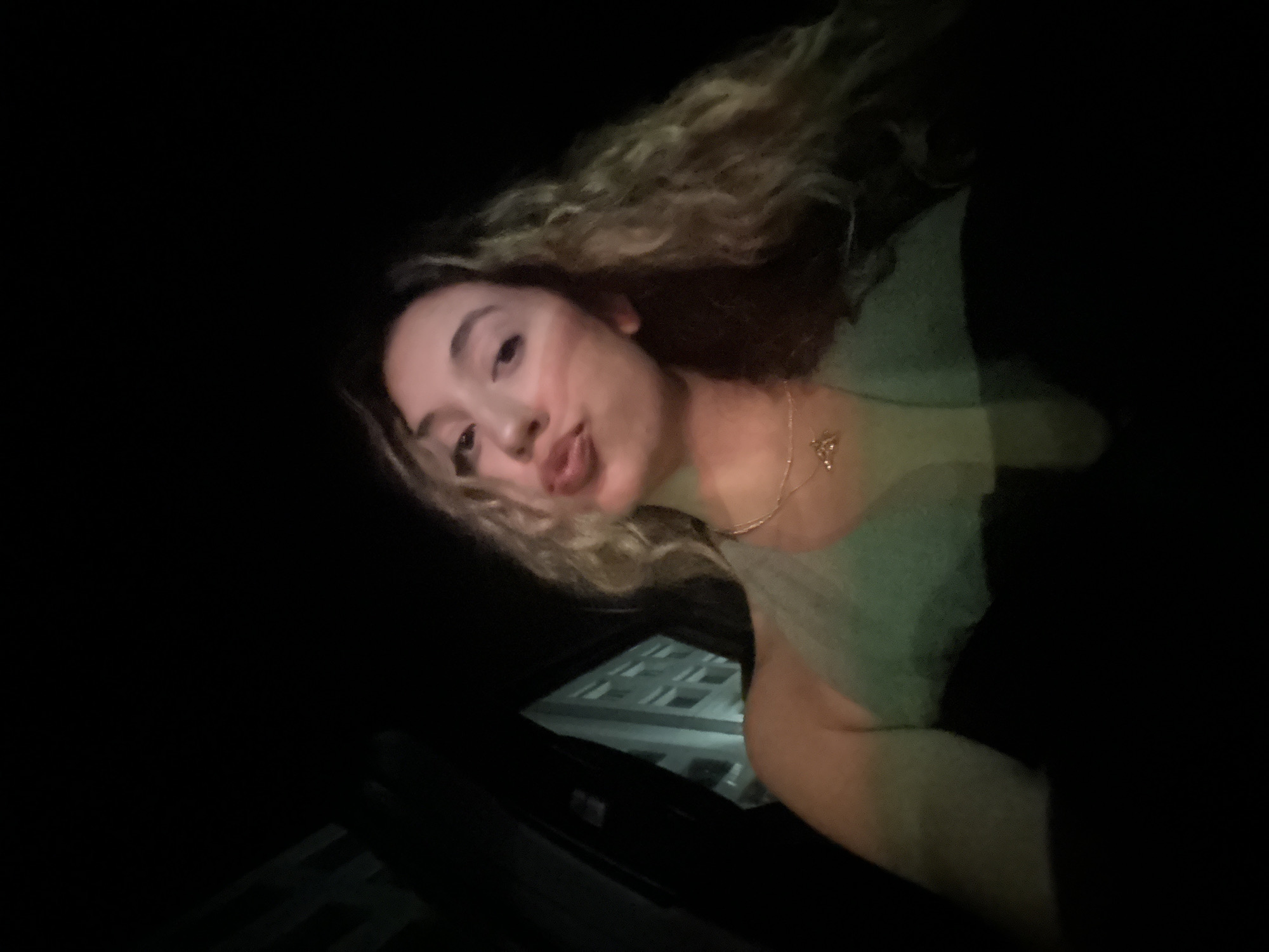 Late-night drive through Miami, selfies and city lights