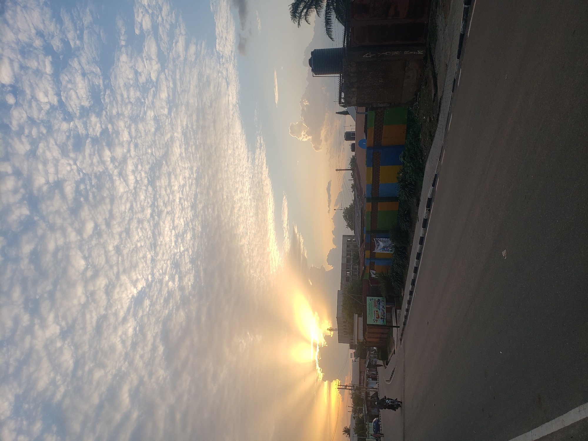 Narayi street life at sunset, vendors and locals on the move