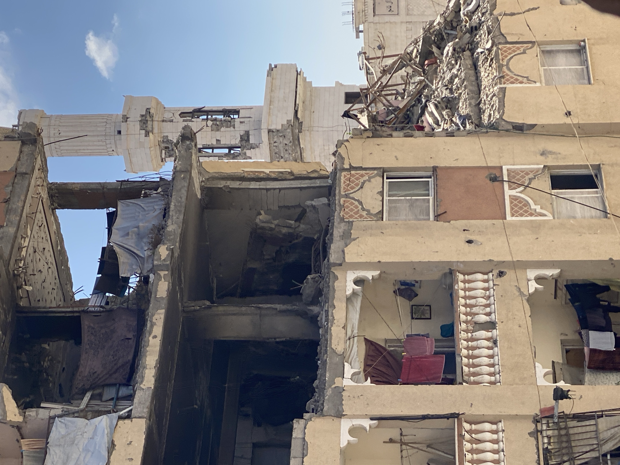 Khan Yunis residents navigate destruction, temporary camps documented
