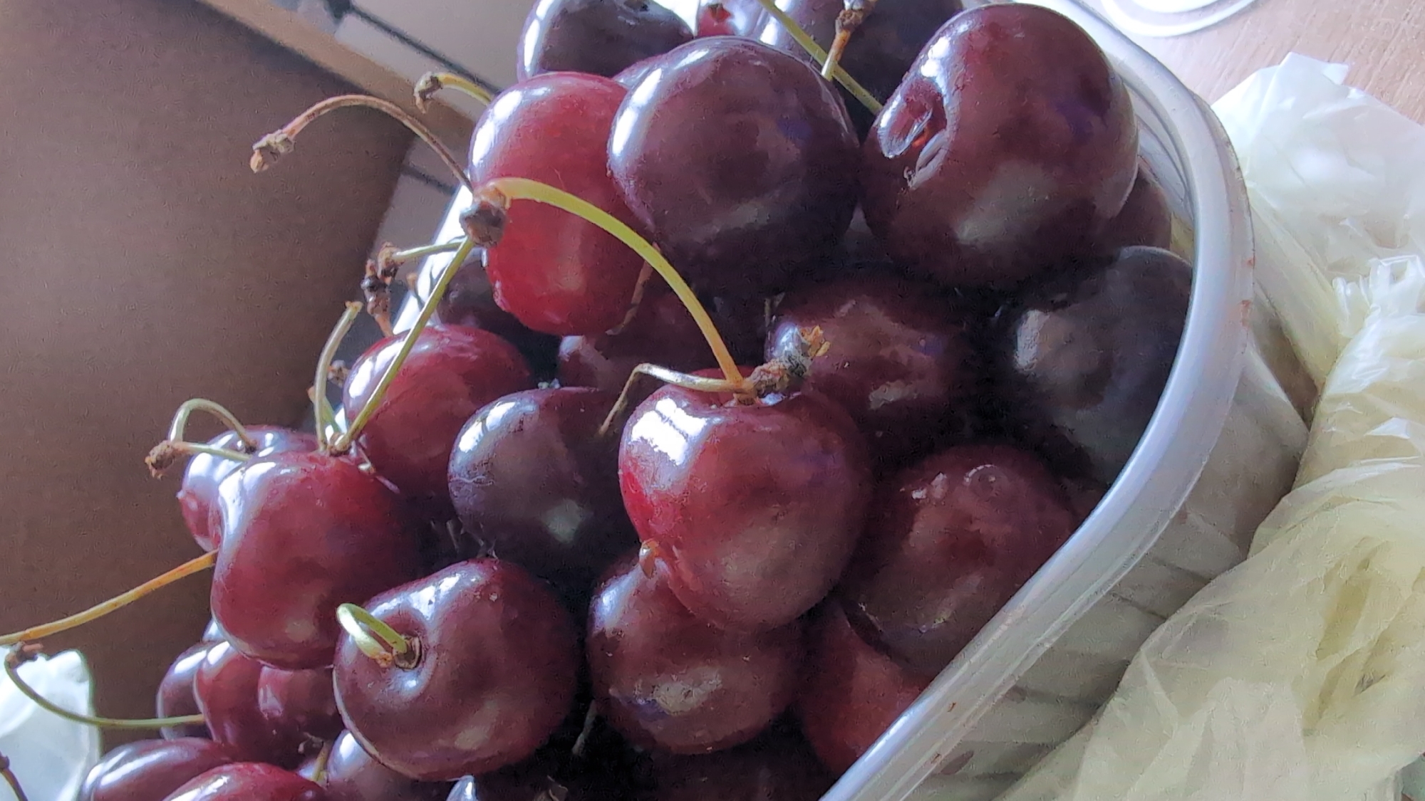 Fresh produce and everyday objects in Mykolaiv