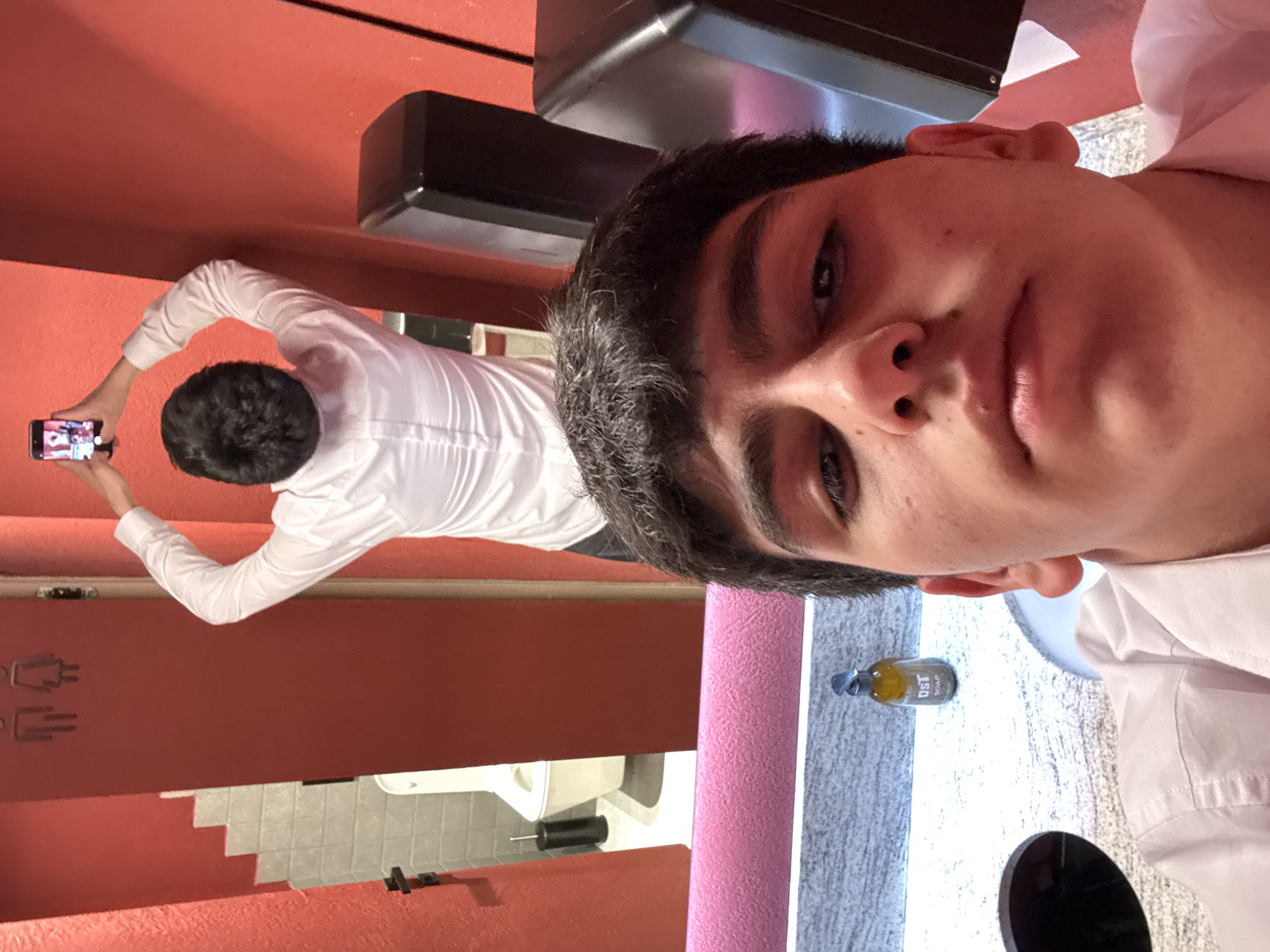 Restaurant worker takes bathroom selfies during break in Yerevan