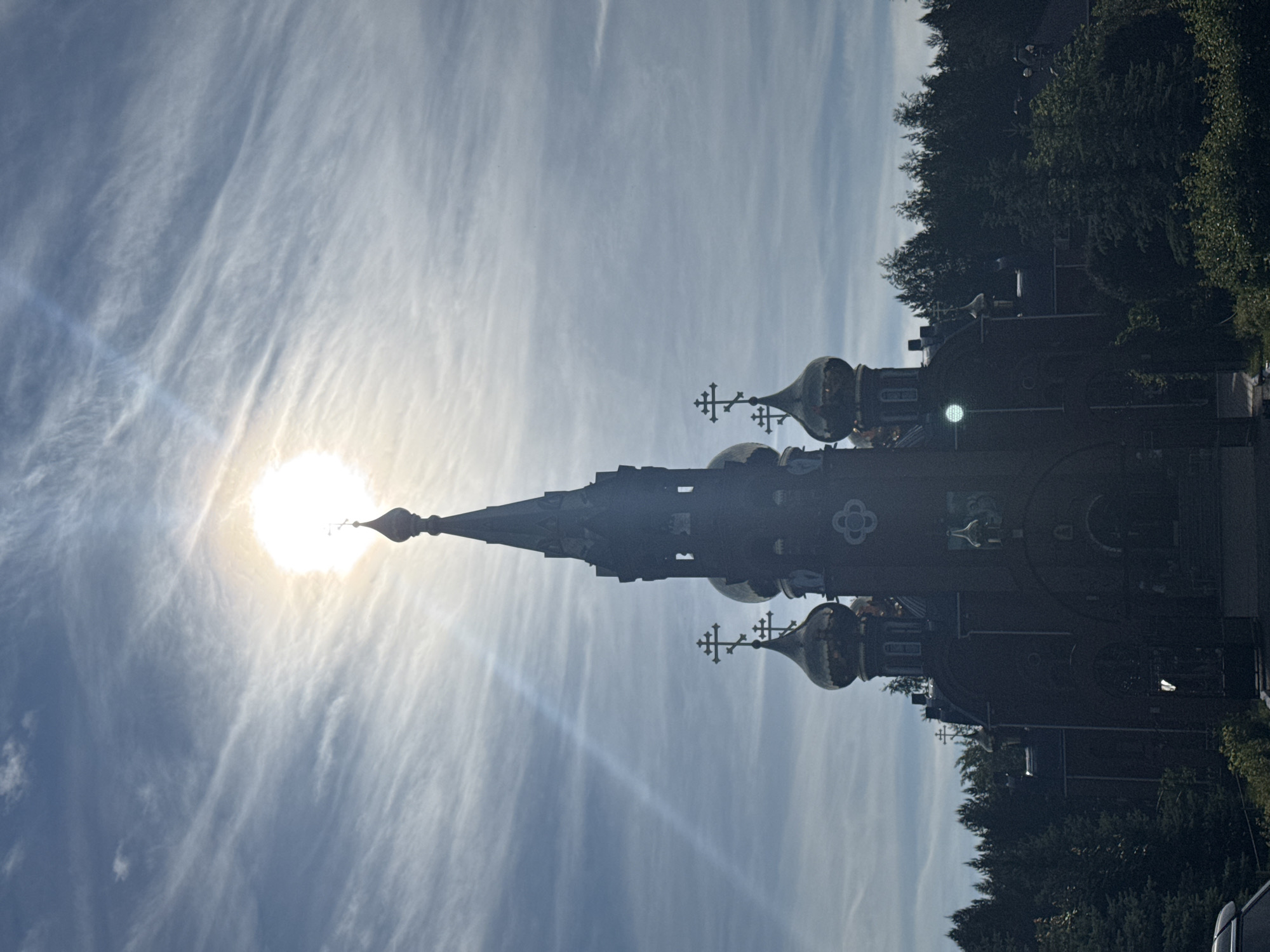 Early morning photo session captures church, selfies in Chaikovsky