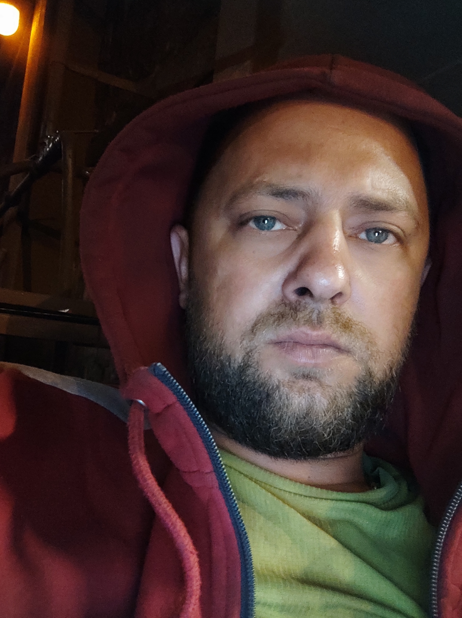 Late-night break at an industrial site in Salzgitter