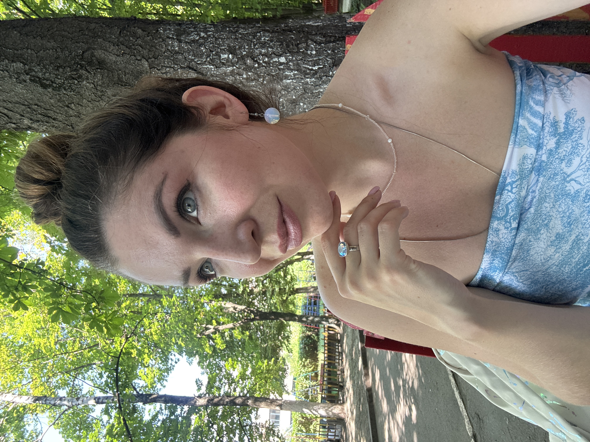 Ordinary afternoon moments on the streets of Kryvyi Rih