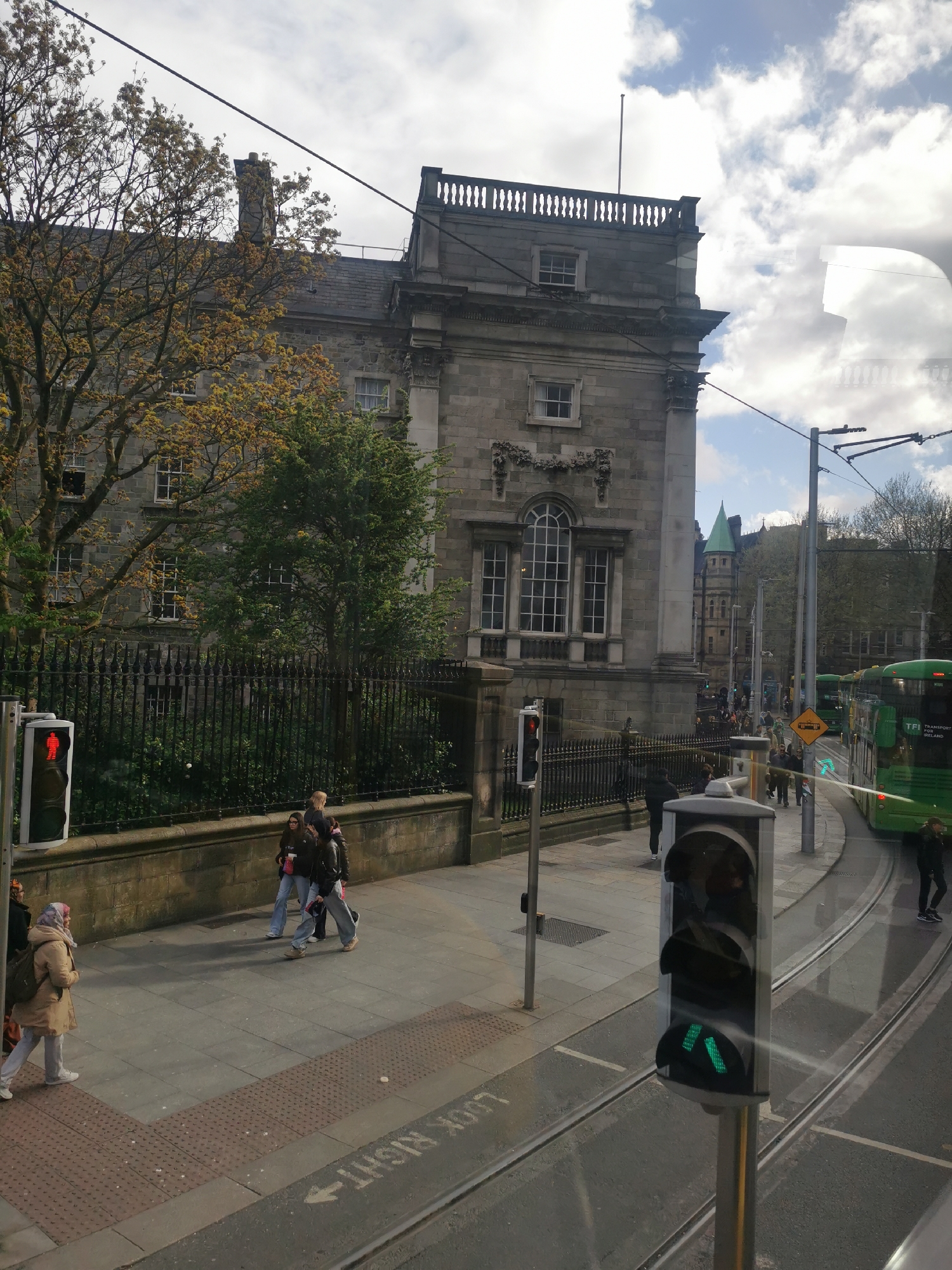 Dublin passenger captures Trinity College views from public transport