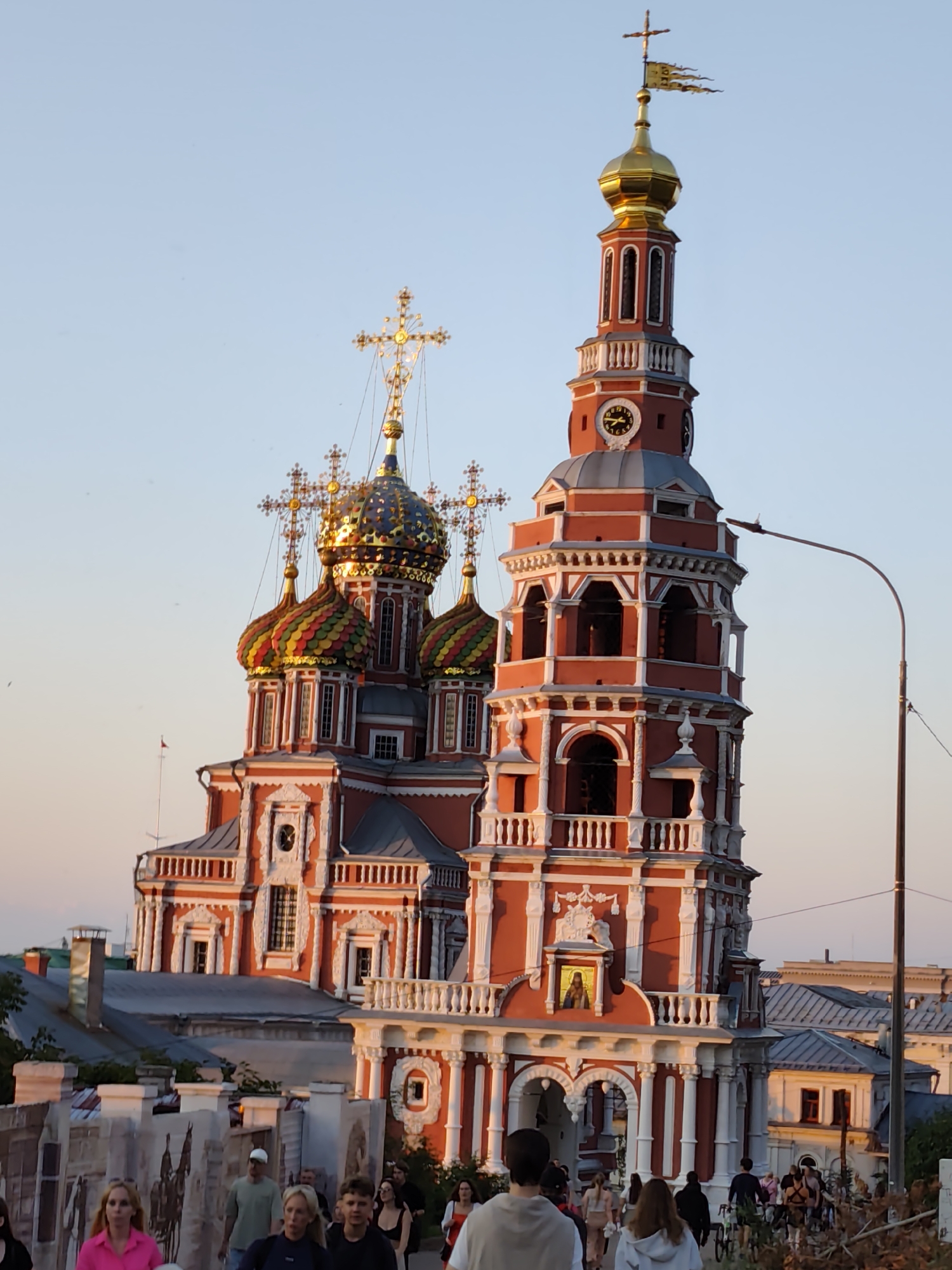 Sunset along the Nizhny Novgorod waterfront with churches and live music