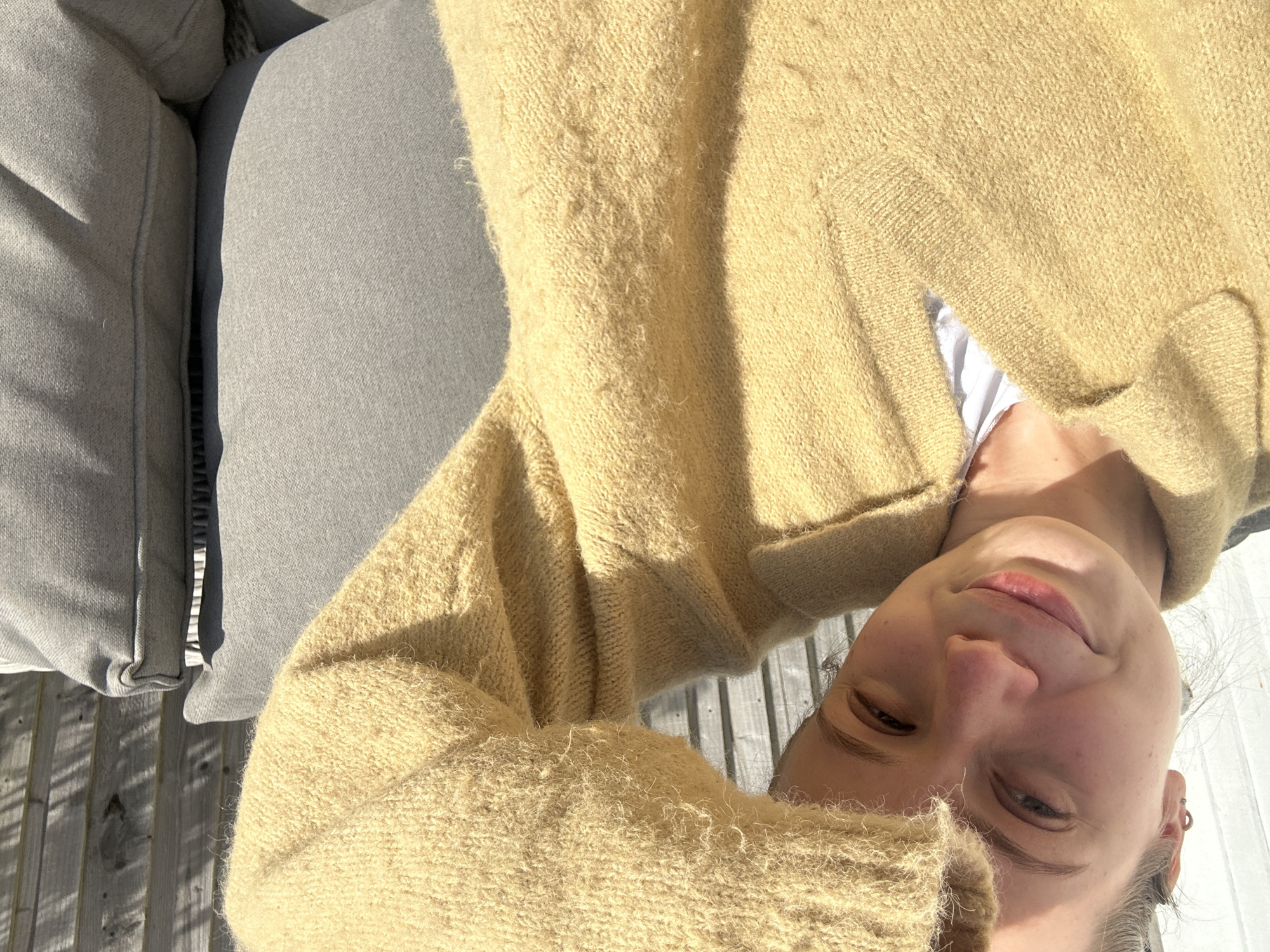 Woman spotted relaxing in unusual position in Chippenham