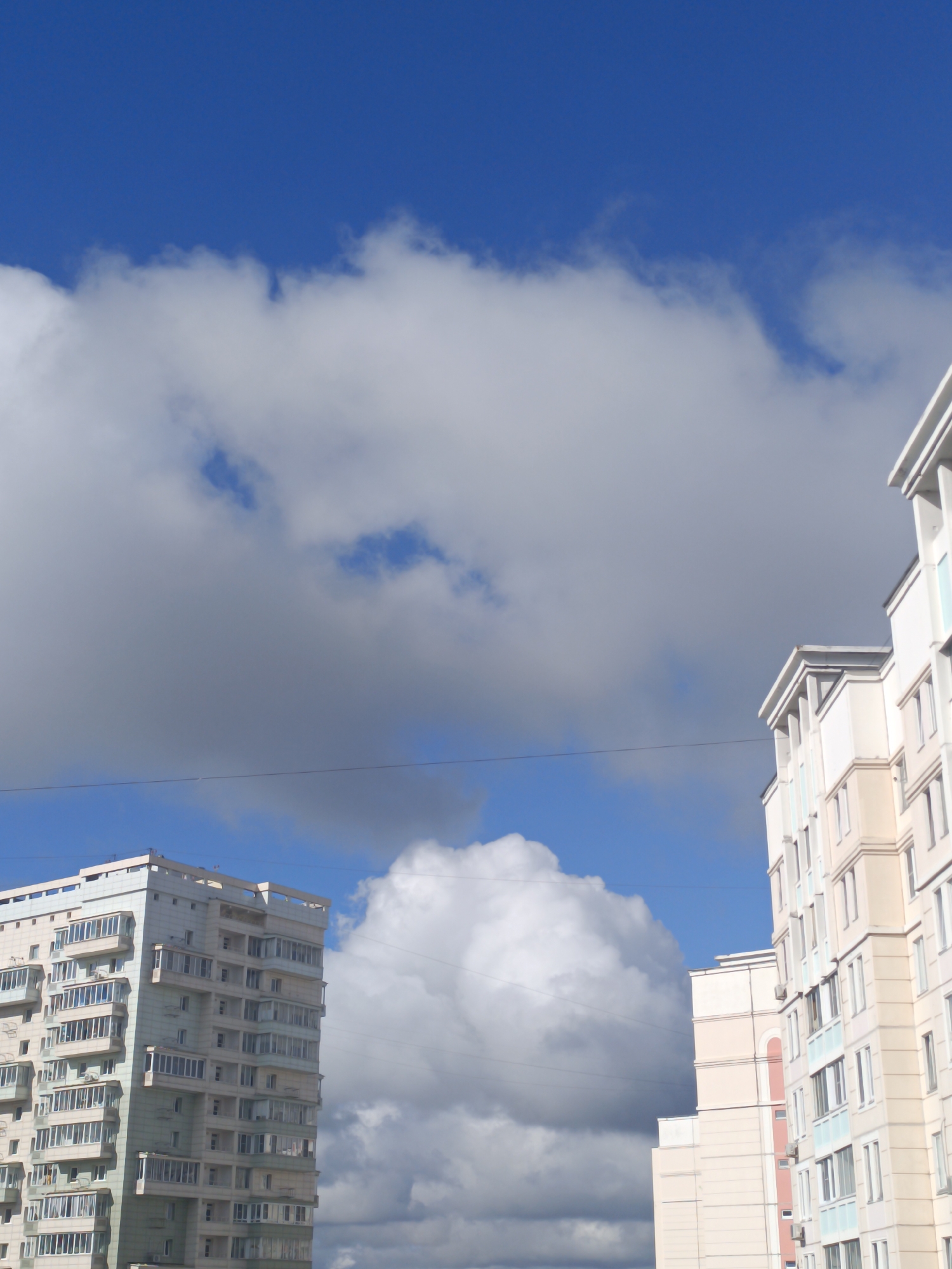 Apartment blocks and active construction in Zelenograd