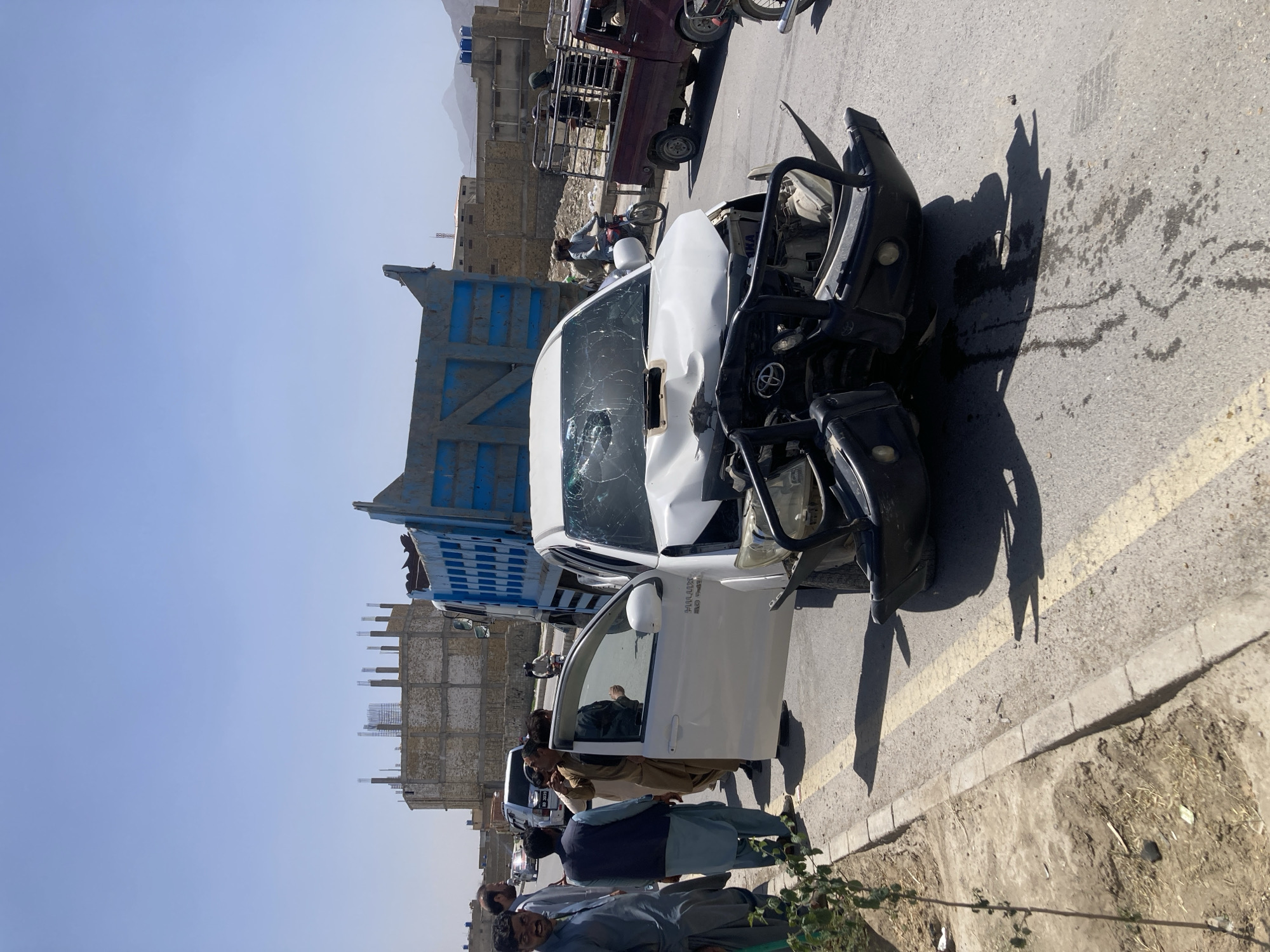 Toyota Hilux suffers major front-end damage in Quetta incident